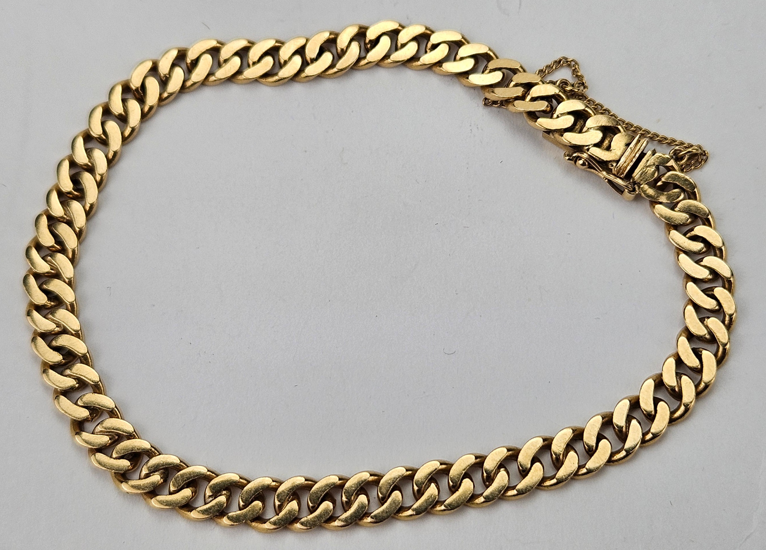 ARMBAND, "Pansar", guld, 18K, Nordiska Juvelaktiebolaget, Stockholm 1945, vikt ca. 12,2 gram.