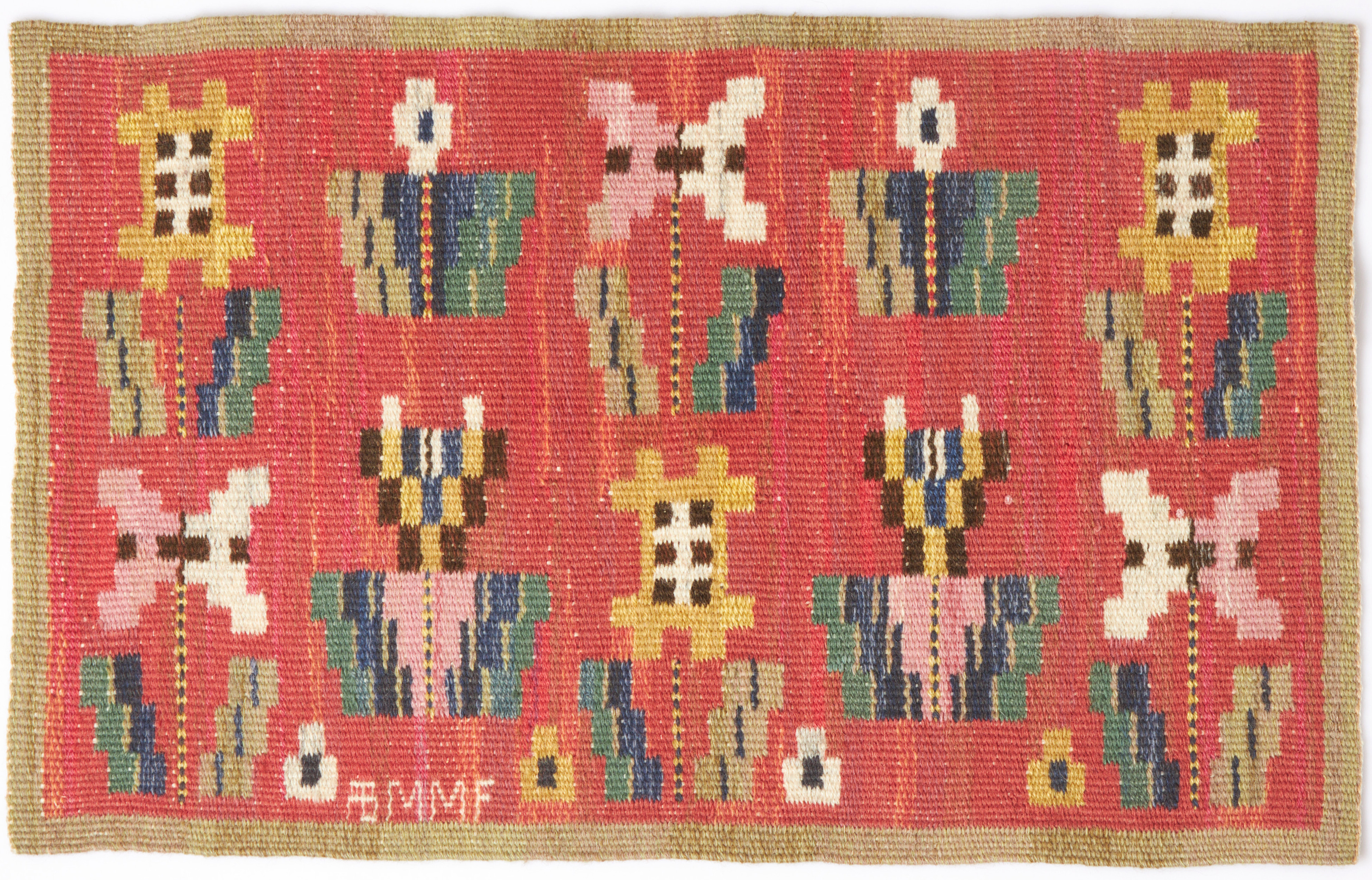 MÄRTA MÅÅS-FJETTERSTRÖM. Vävnad, "Blommor på röd botten" rölakan, signerad AB MMF.