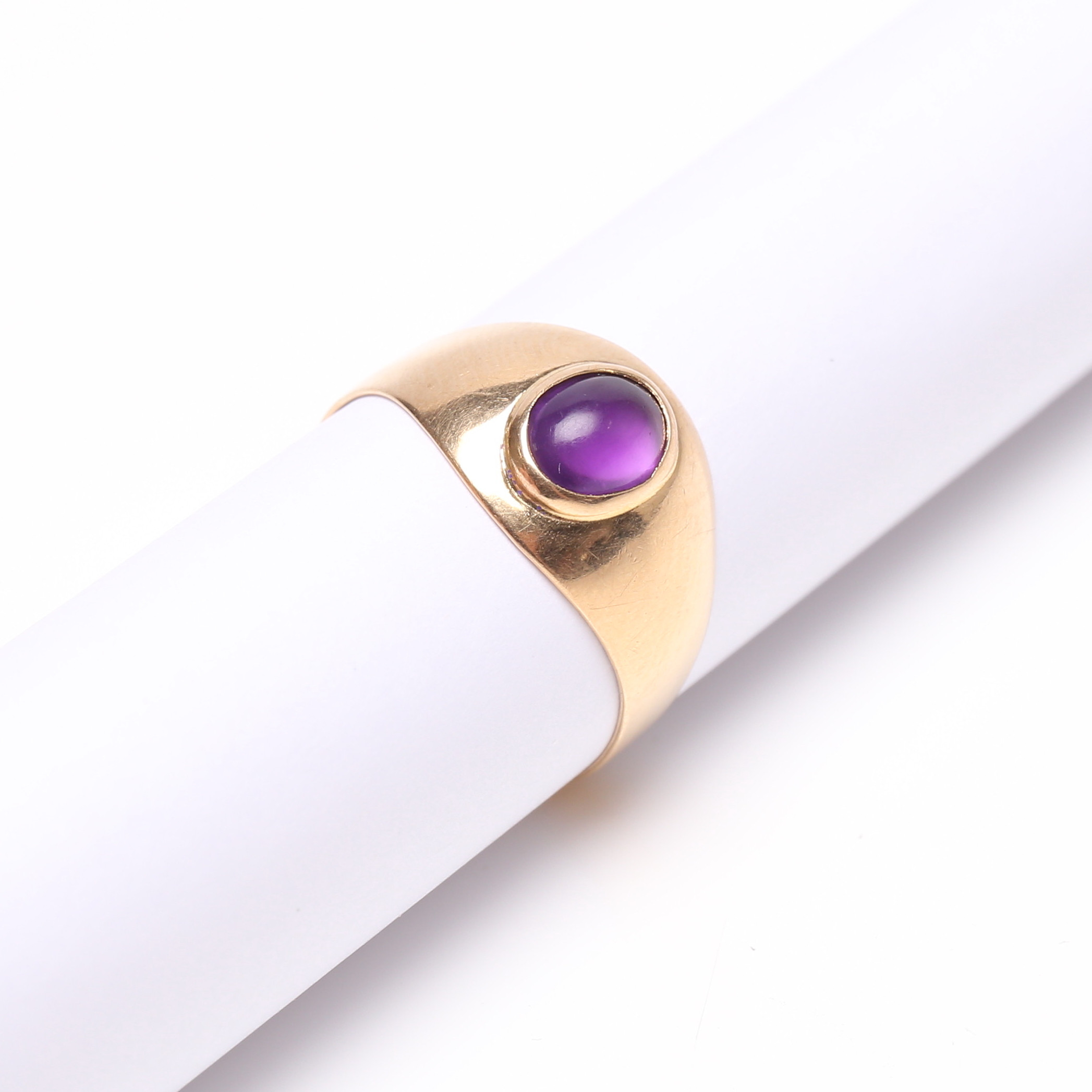 RING, 18K guld, med ametist, K&EC, 1962. Vikt ca 1.5gram.