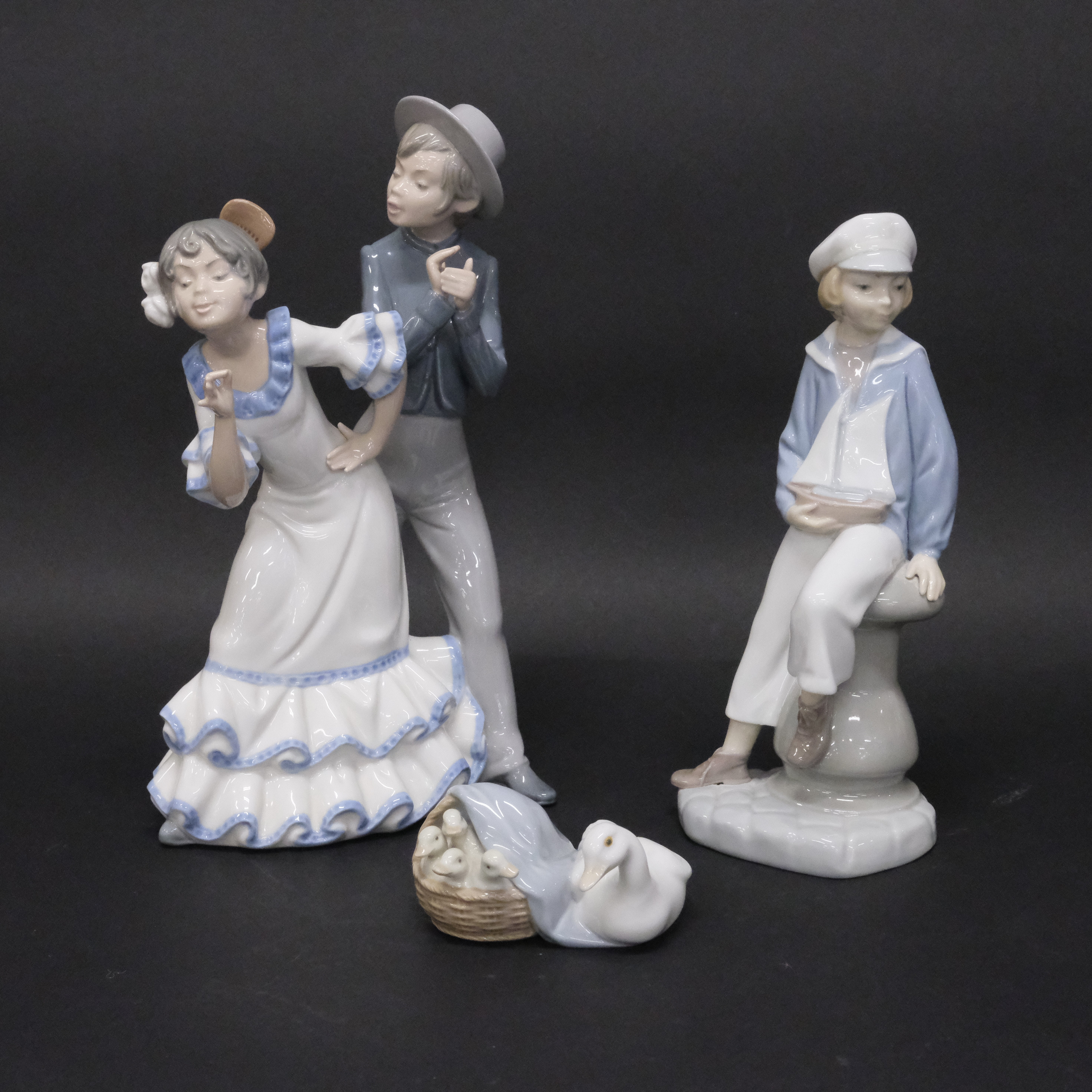 FIGURINER, NAO OCH LLADRO, TRE STYCKEN.