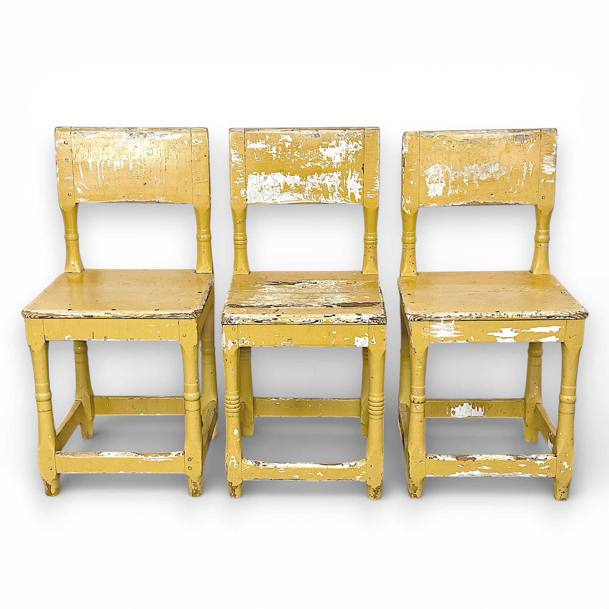 STOLAR, 3 st. "Åttaslåstolar", allmoge, bemålad furu, 1800/1900-tal.