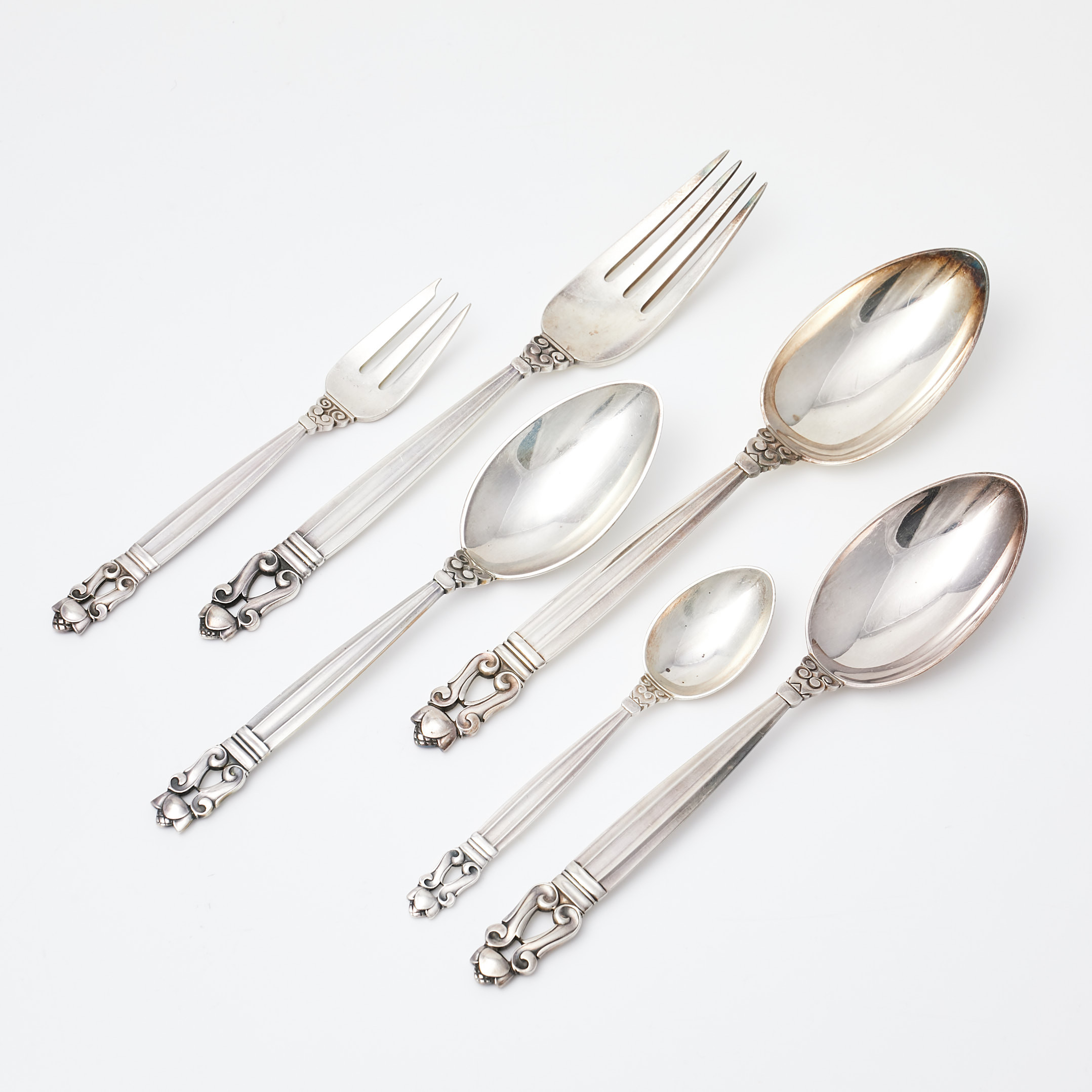 JOHAN ROHDE, 31 dlr, "Konge / Acorn" Georg Jensen, 830/925 silver, Danmark.