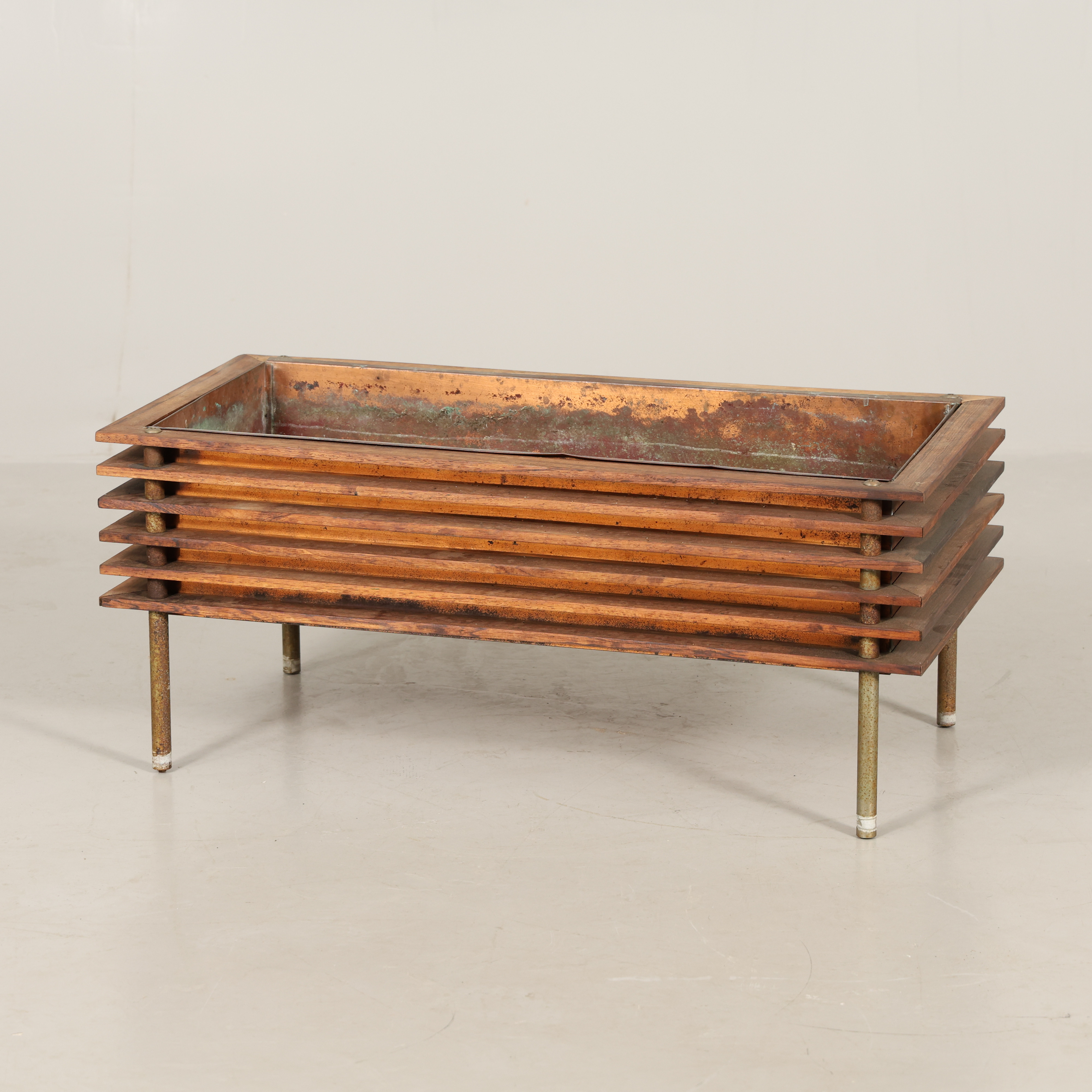 NILS JONSSON. BLOMBORD " Miami" Troed.