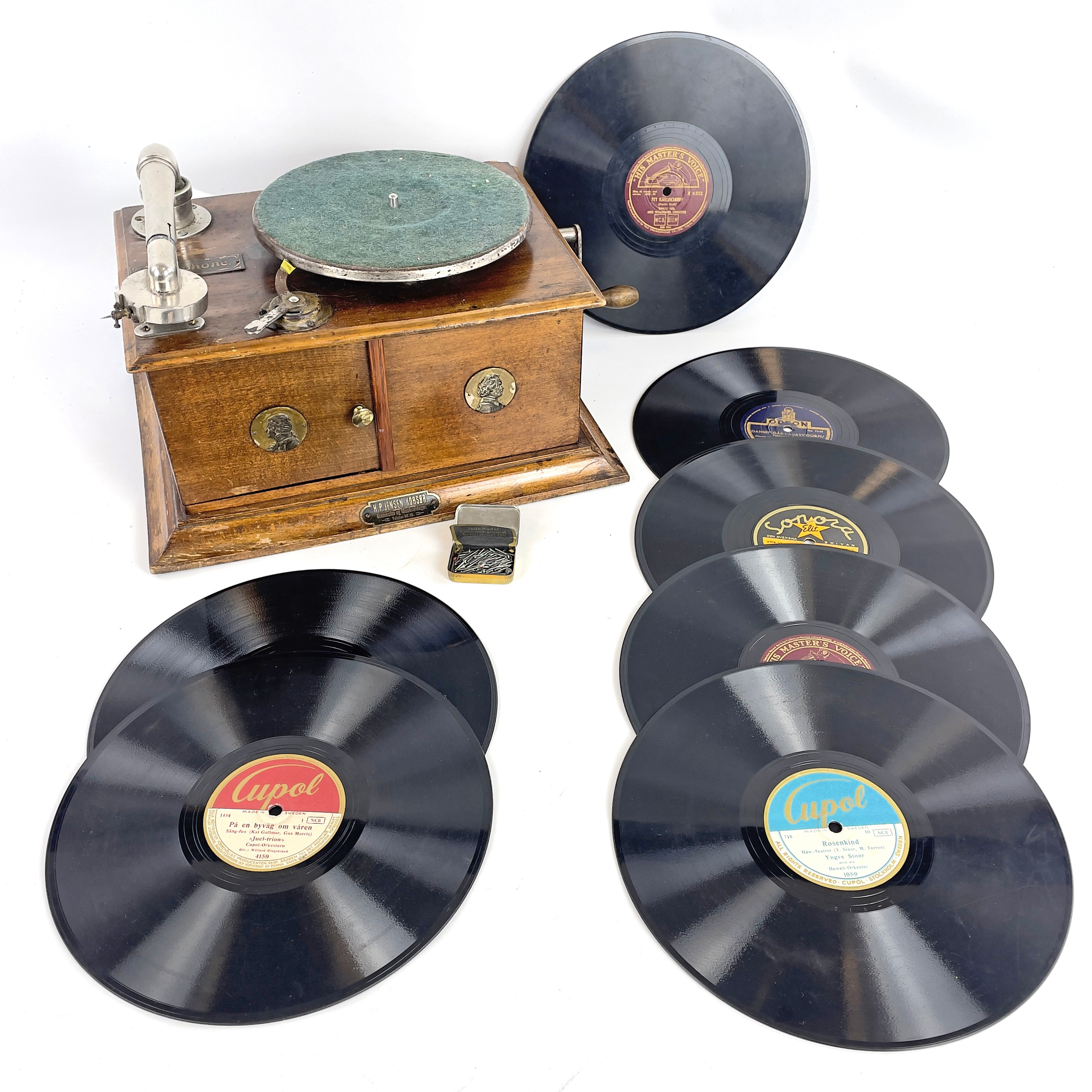 VEVGRAMMOFON. Miraphone, H.P. Jensen, Korsør, Danmark, 1900-talets första hälft.