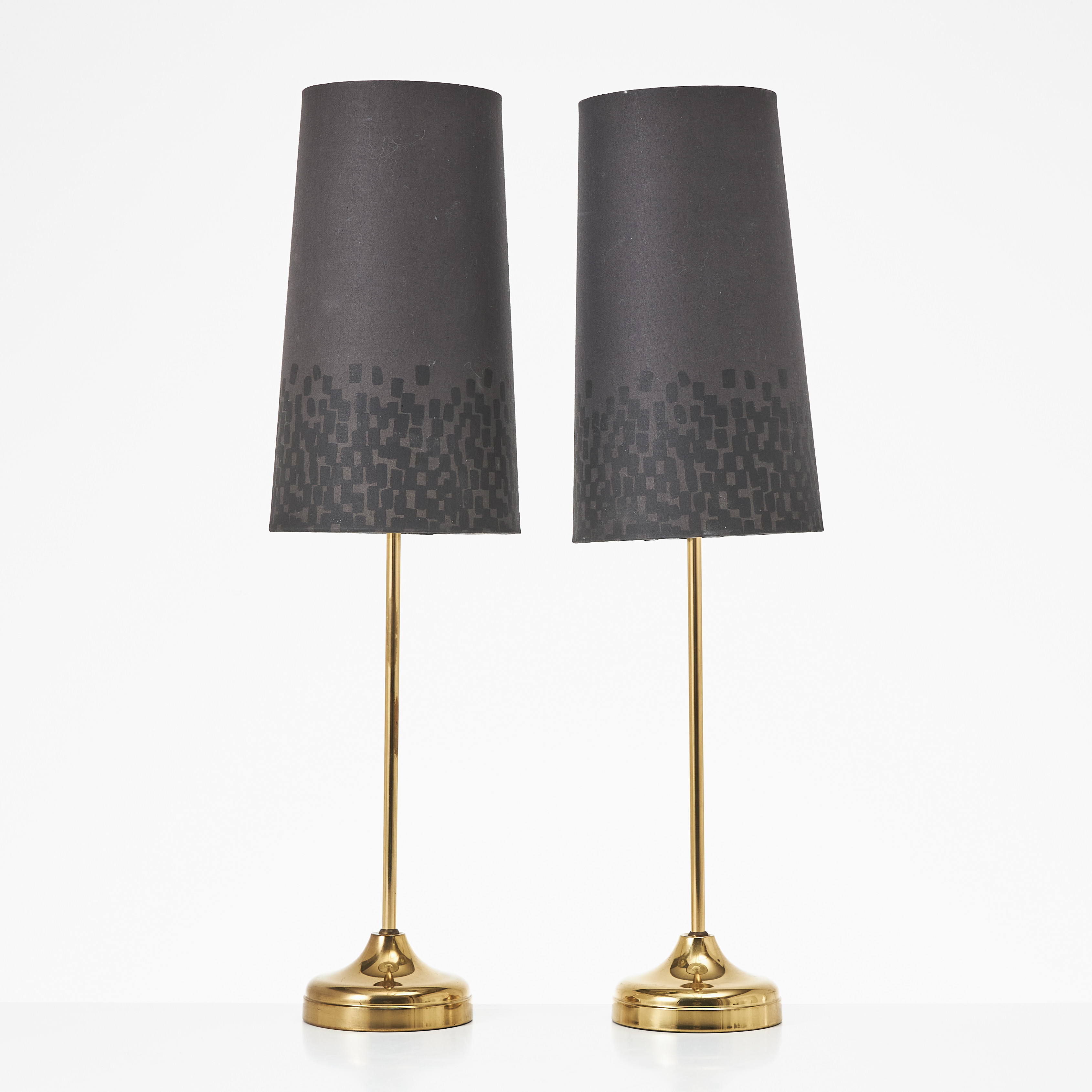 BORDSLAMPOR, ett par, mässing, Nybro Armaturfabrik, 1970-tal, typ 1122, etikettmärkta.