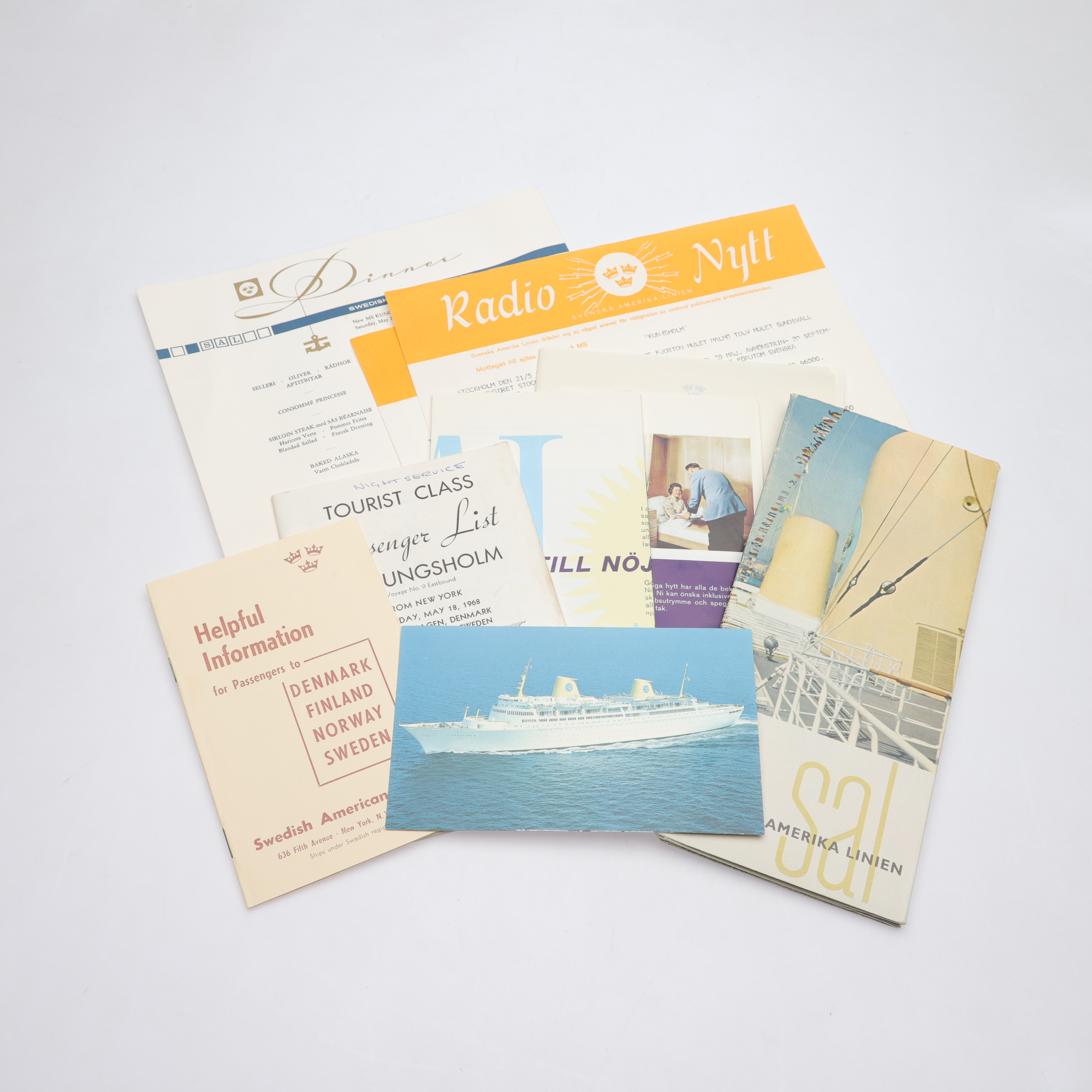 MEMORABILIA, parti, ca 10 delar, Nya MS Kungsholm, Svenska Amerika linjen, meny, passagerarlista m.m. 1960-tal.
