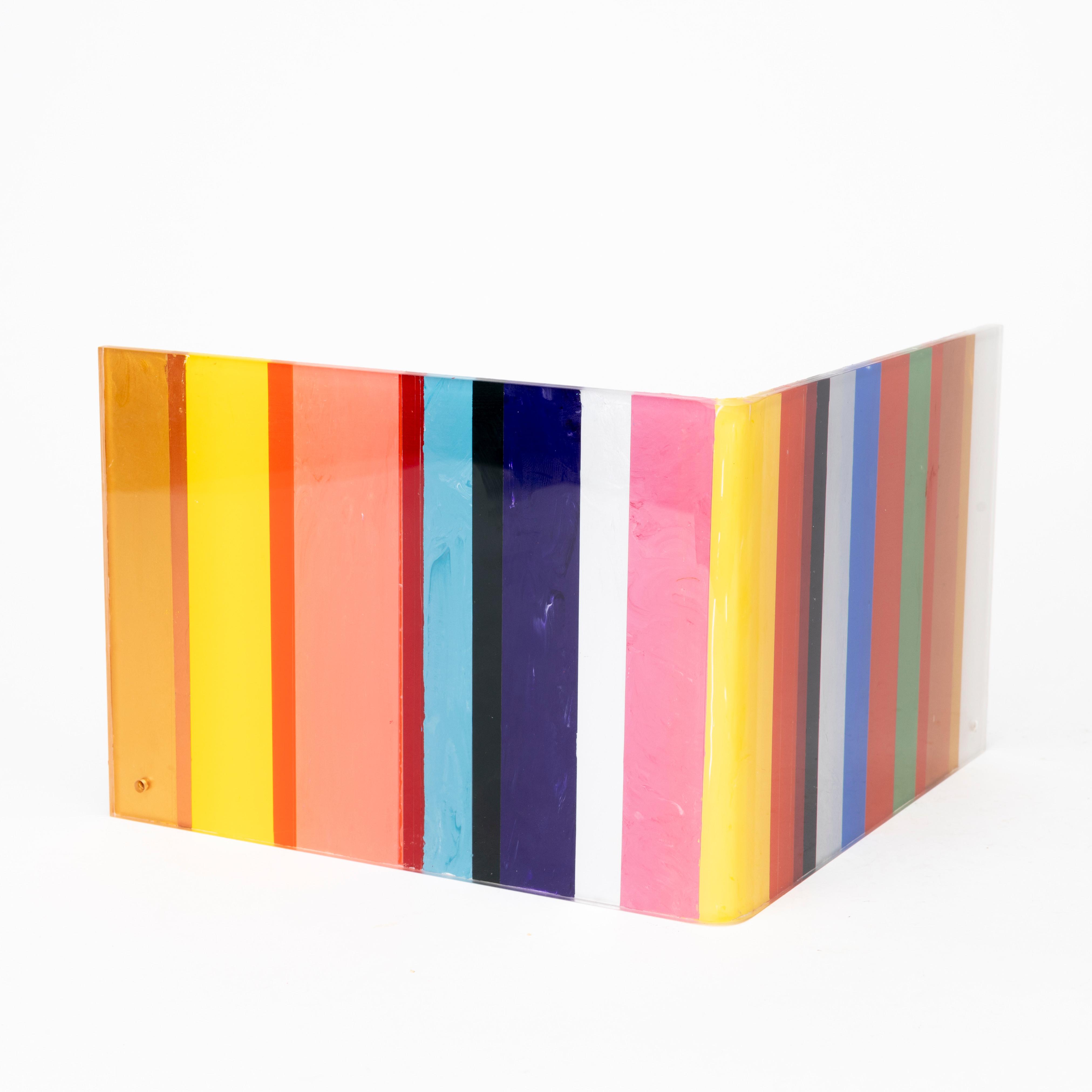 BRITTA KJELLGREN JÄGER (SVERIGE 1968-). "Yttre hörn", skulptur, akryl på plexiglas, á tergo signerad och daterad 2013.