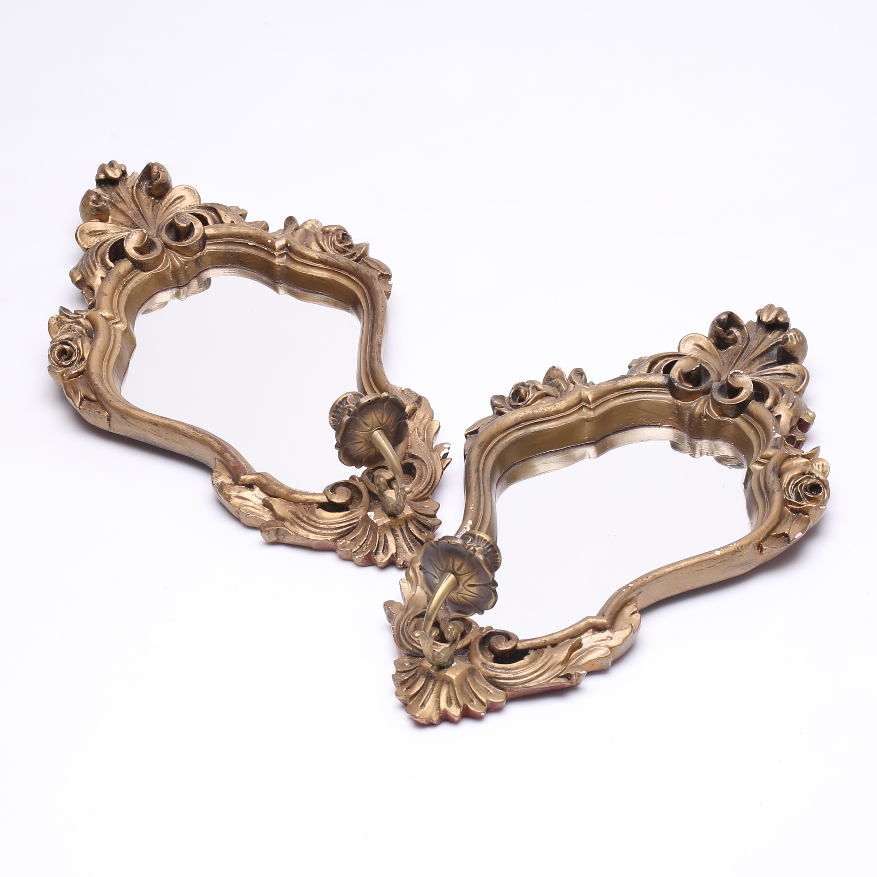 SPEGELLAMPETTER, 1 par, rokokostil, 1900-tal.