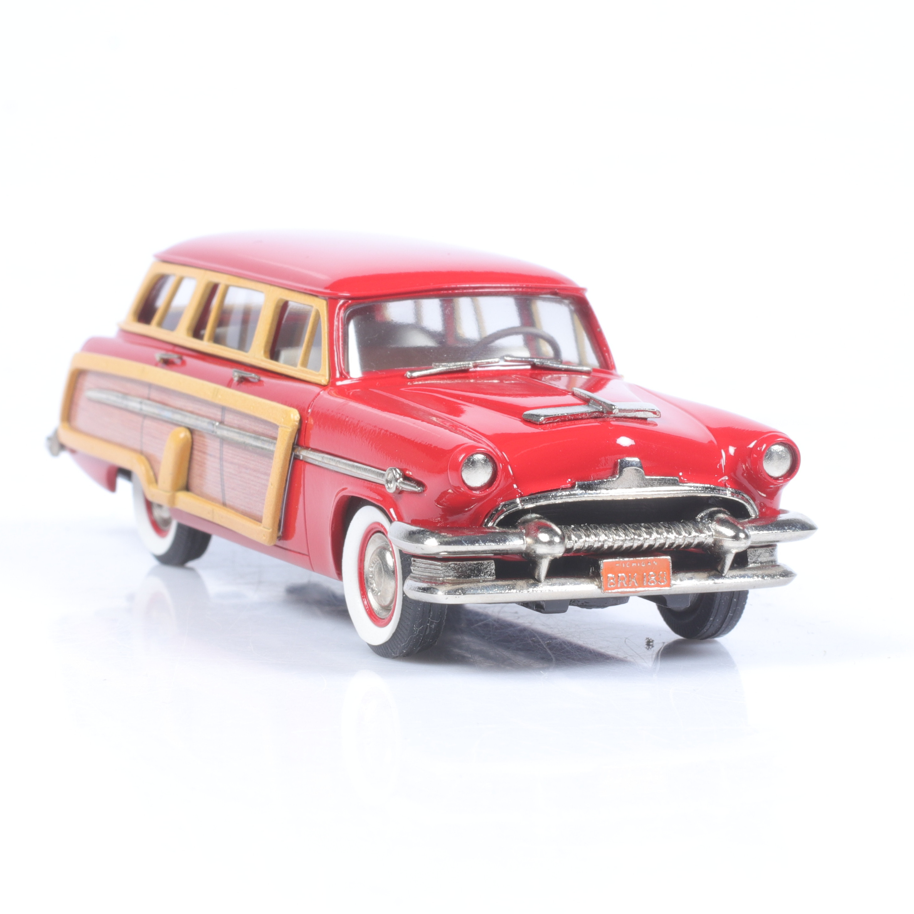 MODELLBIL, metall/resin, Mercury Monterey 4 Door Station Wagon, 1954, Brooklin Models, skala 1:43.