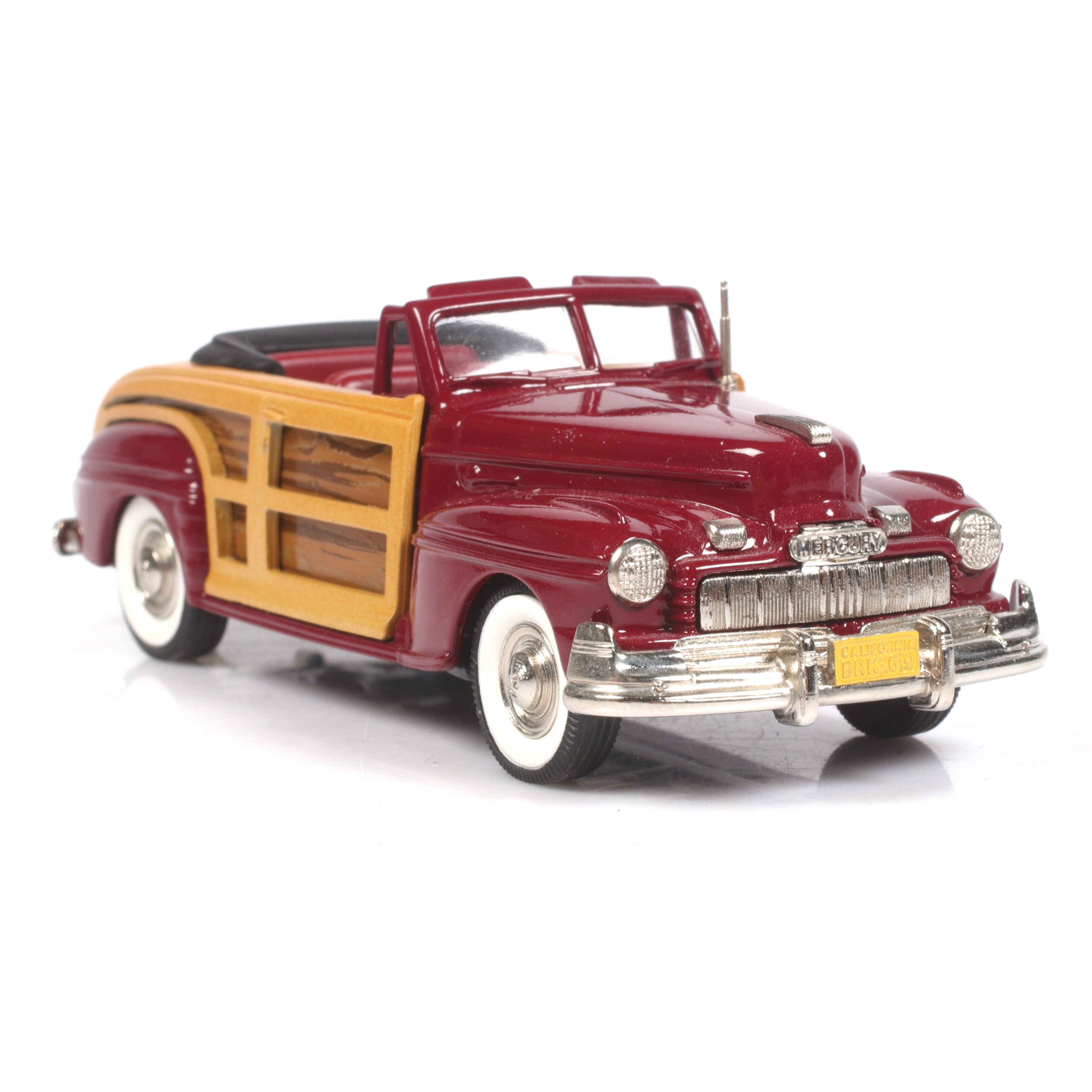 MODELLBIL, metall/resin, Mercury Sportsman, 1946, Brooklin Models, skala 1:43.