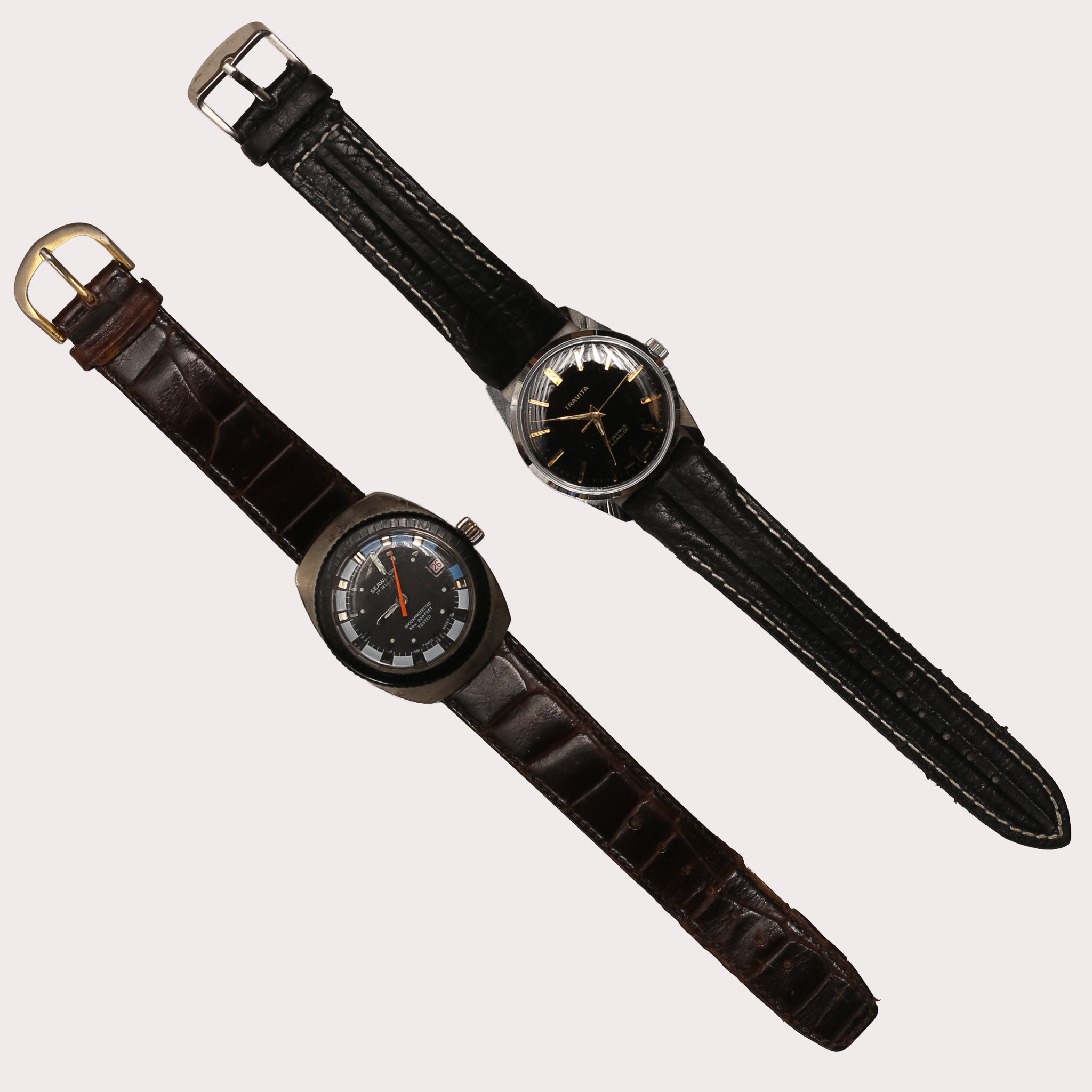 Armbandsur Seawatch 60 m, stål/läderband samt Travita, stål/läderband, totalt 2 stycken.
