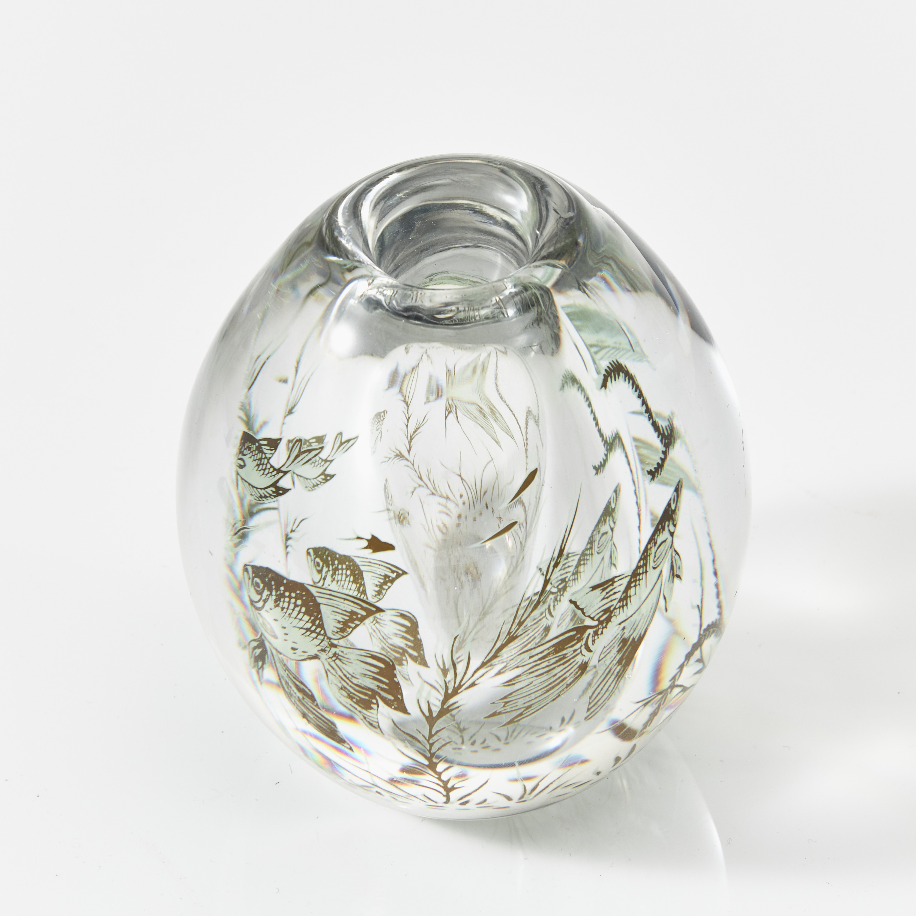 EDVARD HALD. Vas, Fiskgraal, signerad, Orrefors.