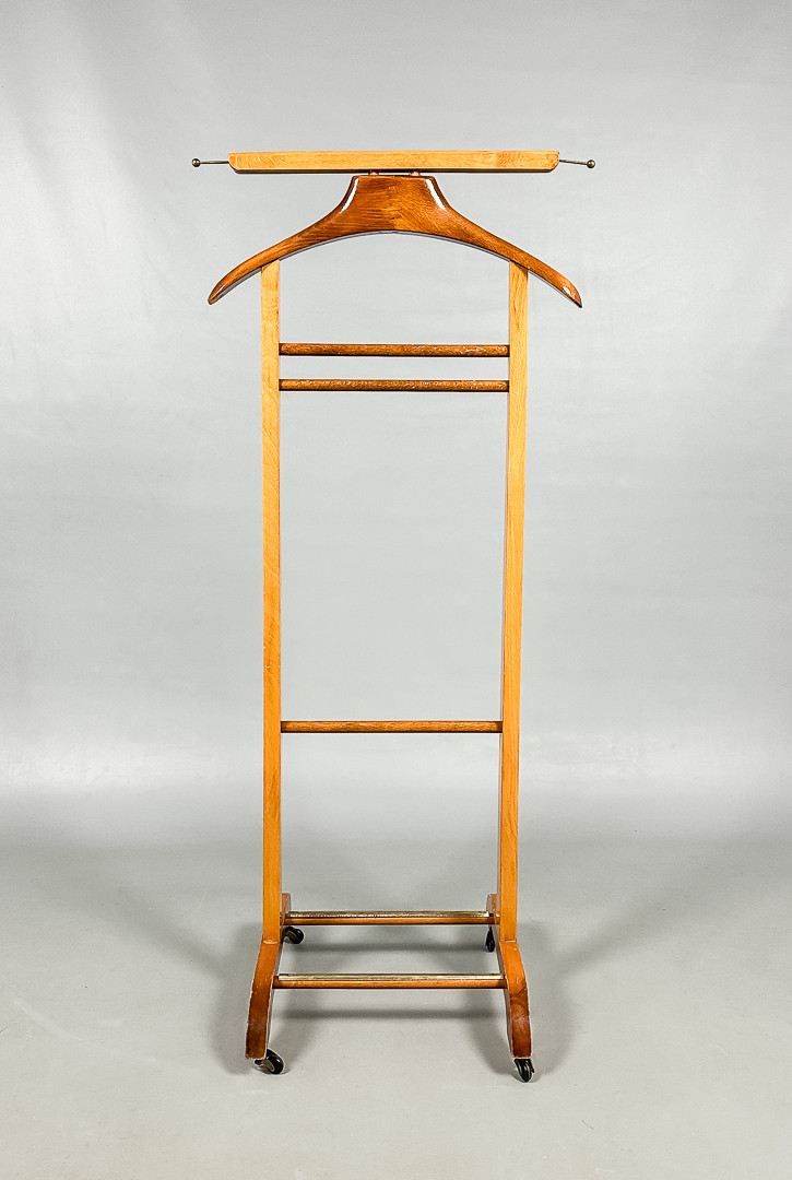 HERRBETJÄNT, Fratelli Reguitti, Italien.