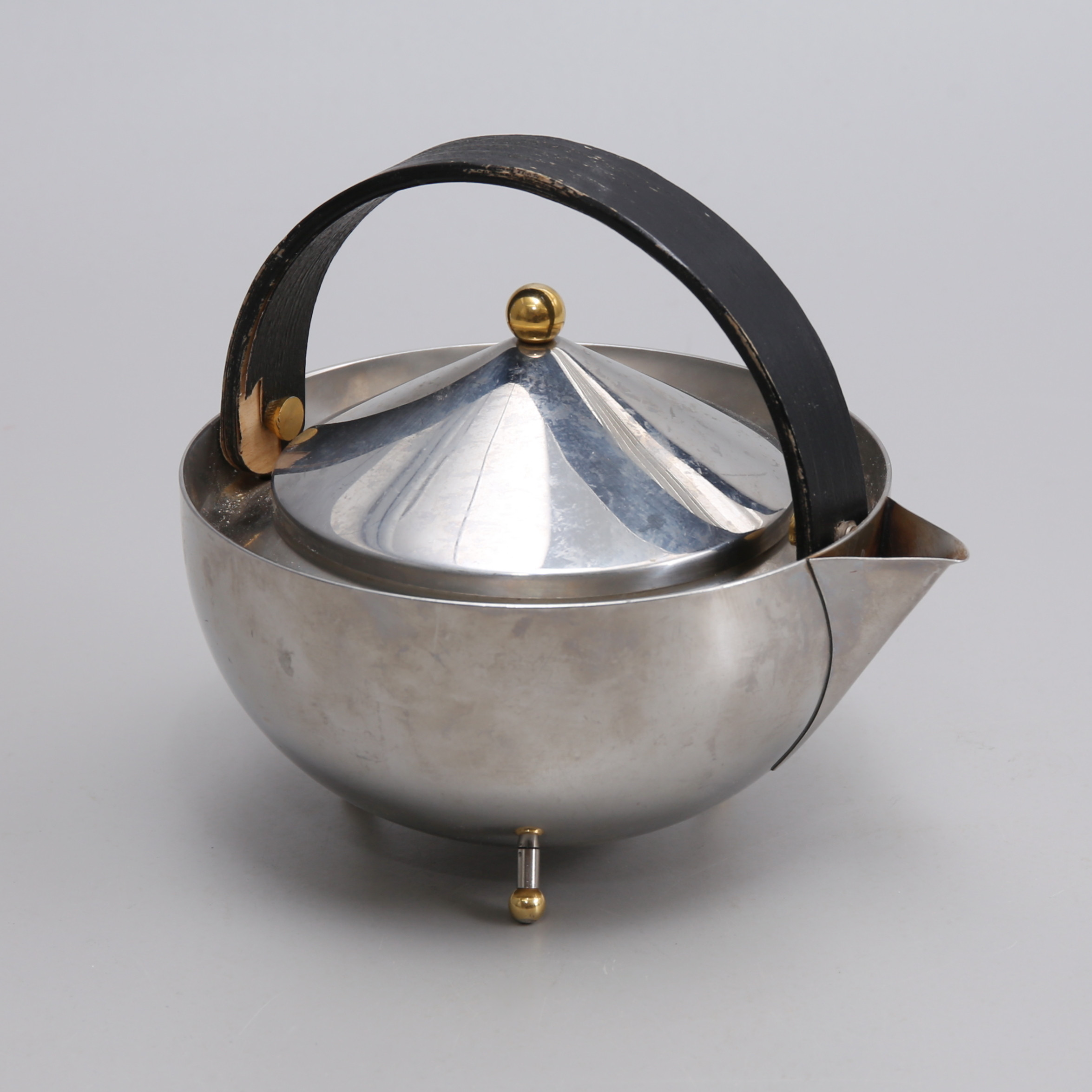 CARSTEN JOERGENSEN. Tekanna, rostfritt stål, Bodum.