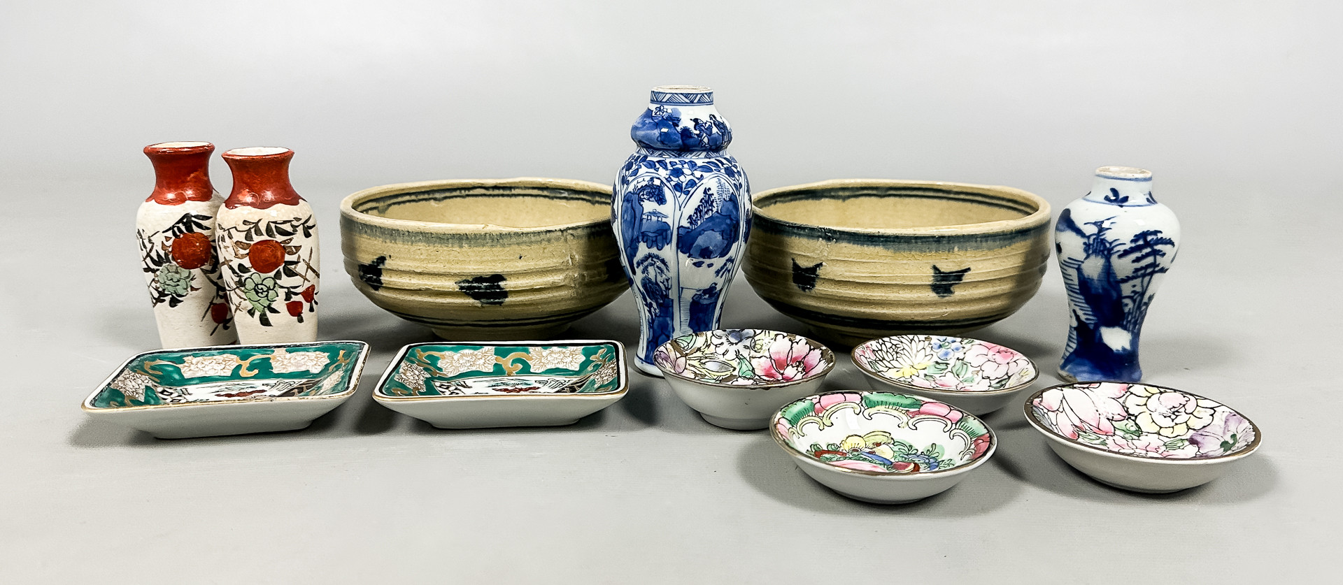 PARTI PORSLIN & Keramik, 12 delar, Kina, Japan.