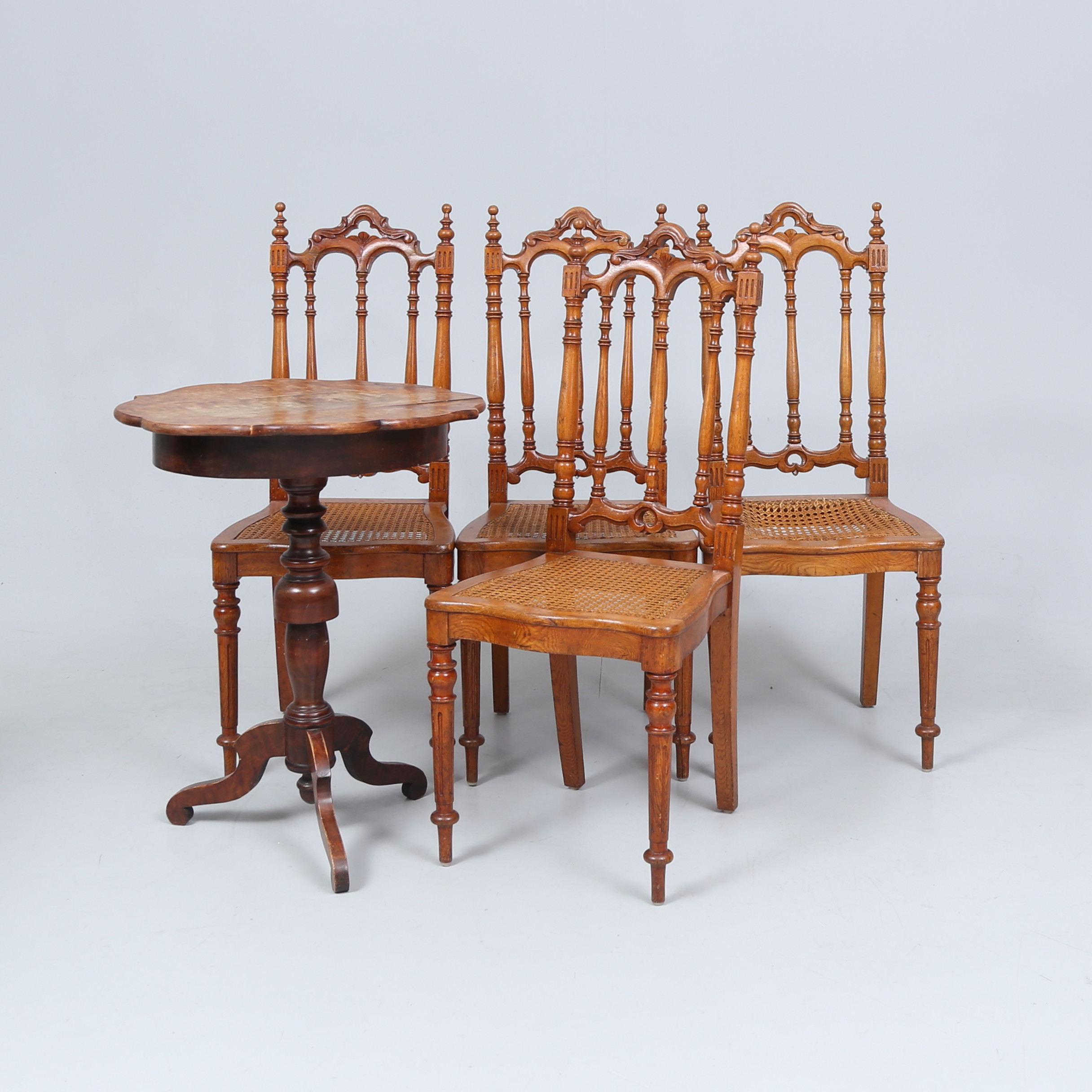 STOLAR, 4 st samt BORD, 1800/1900-tal.