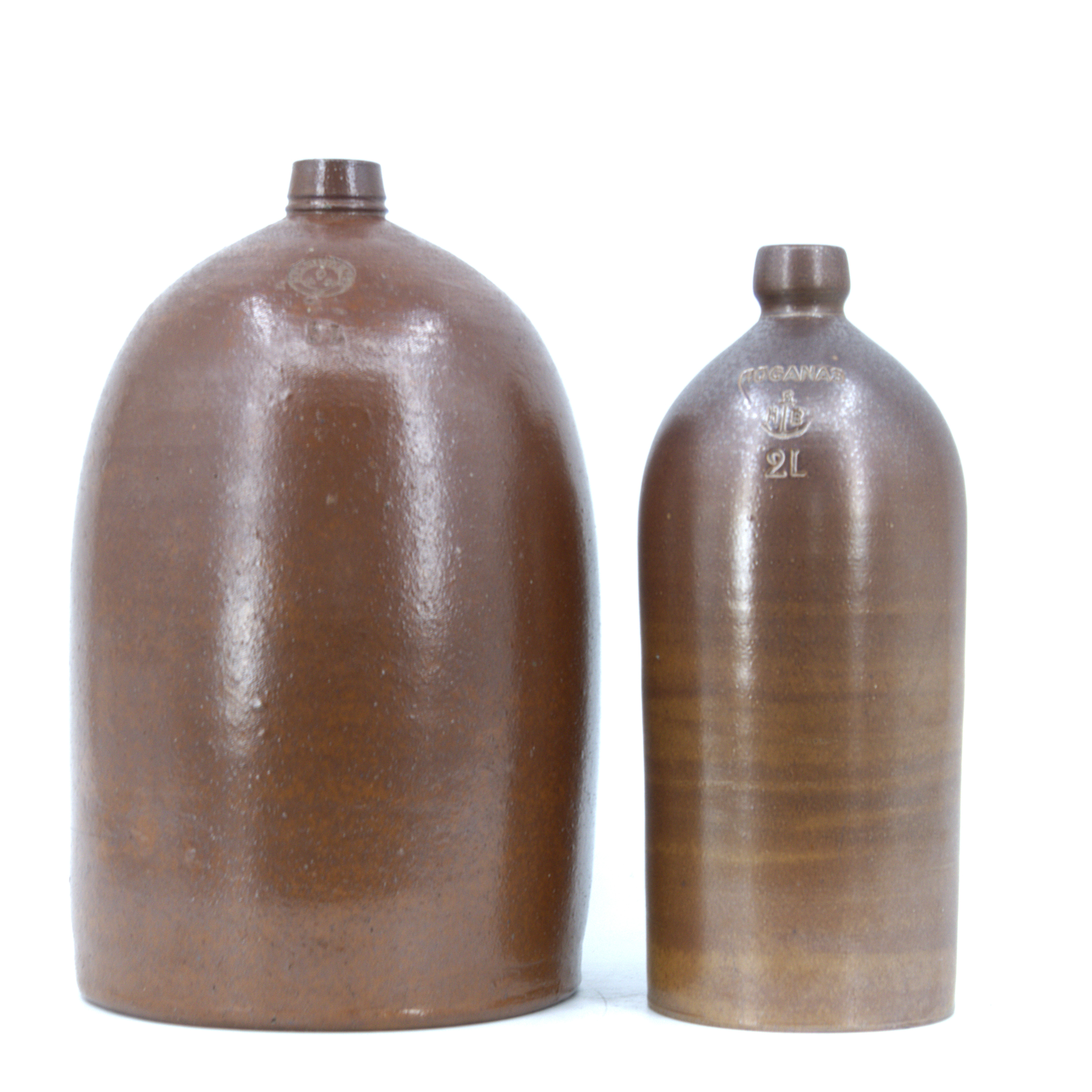 KRUS, 2 delar, glaserat stengods, Höganäs Bolaget och Helsingborg, 1900-tal.