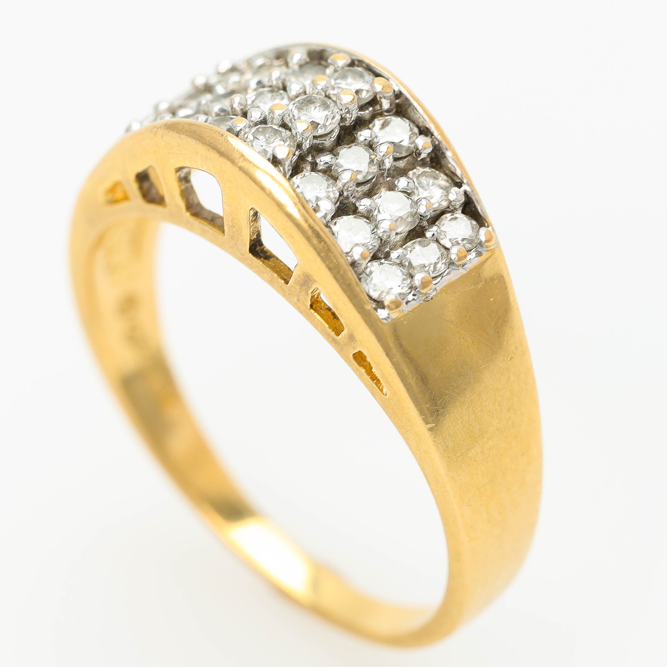 RING, 18k tvåfärgat guld, diamanter, ca 0,63 ct.