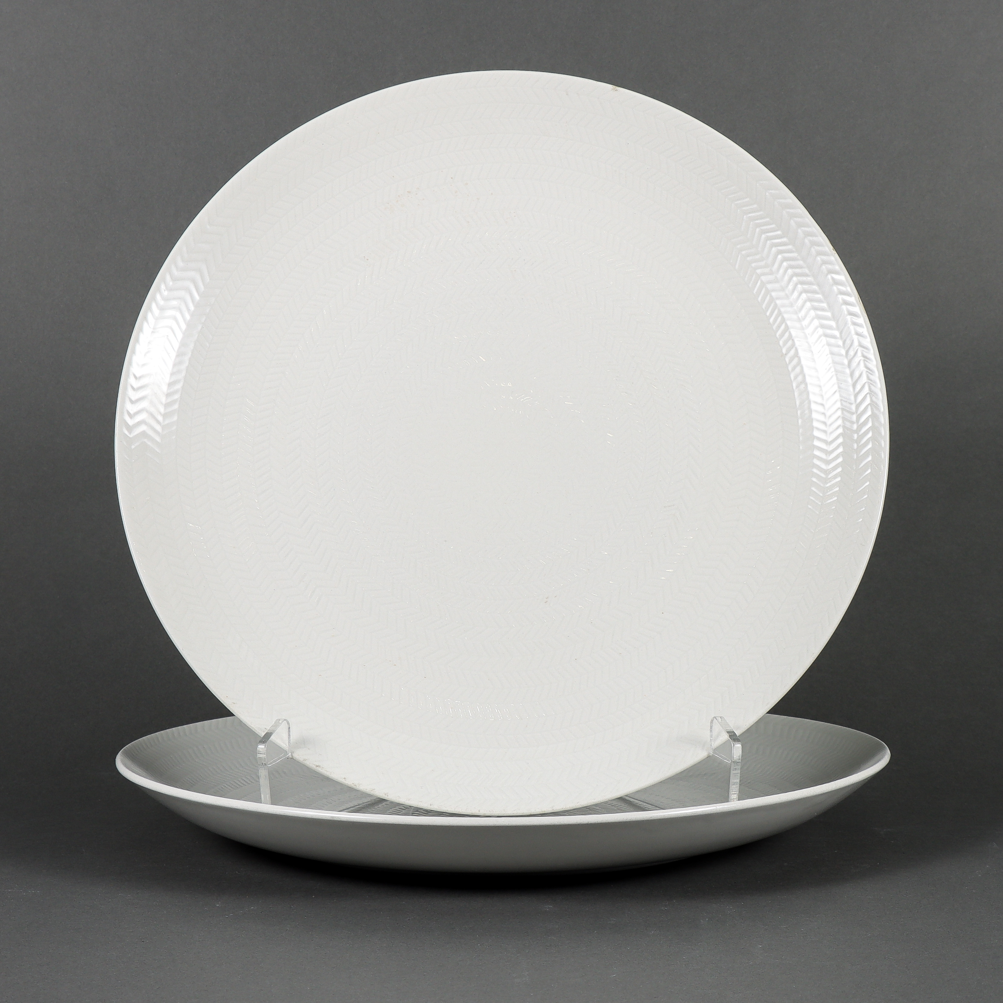 HERTHA BENGTSON. Serveringsfat, 2 stycken, Rörstrand Blå Eld.