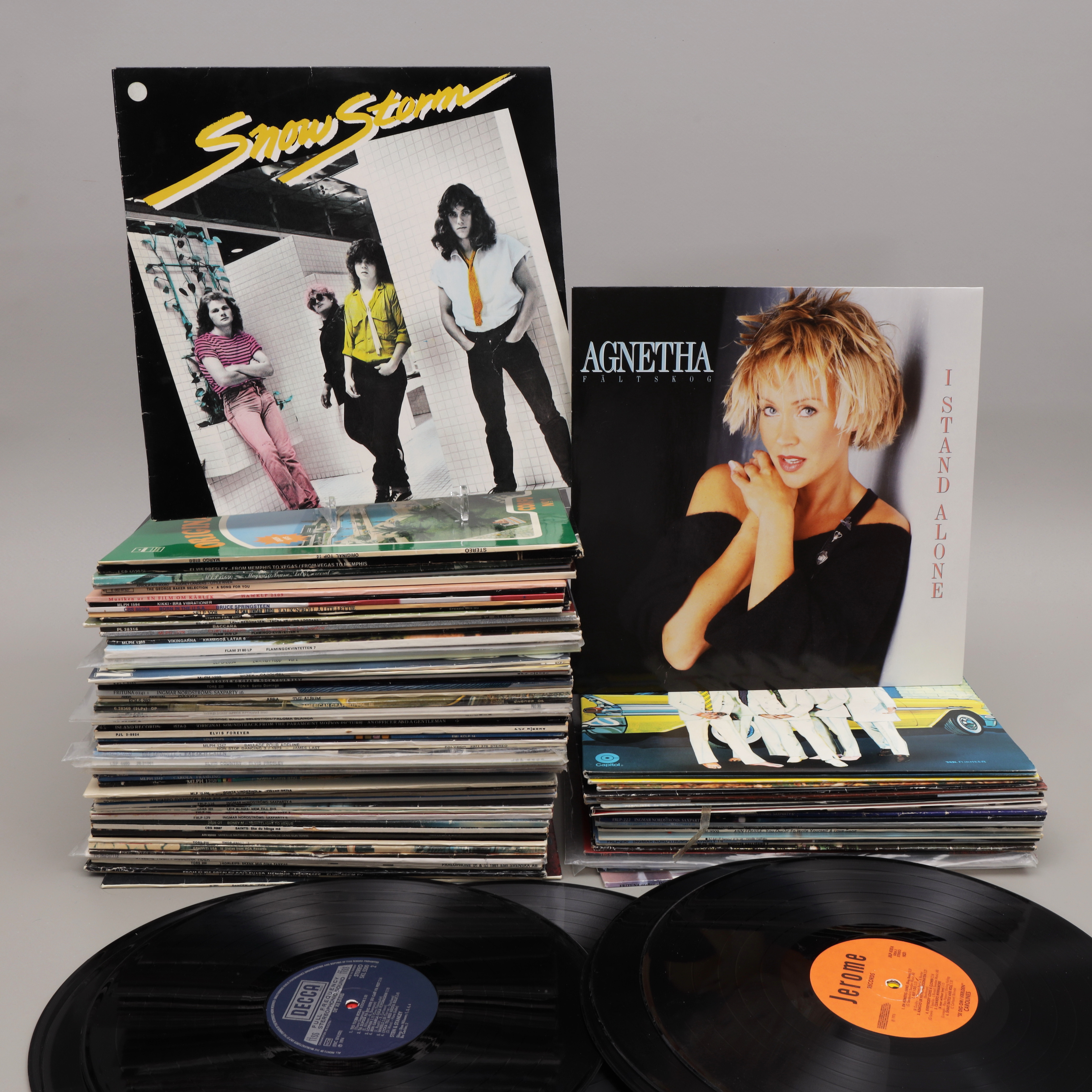 LP. VINYL, ca 90 st, merparten svenskt.