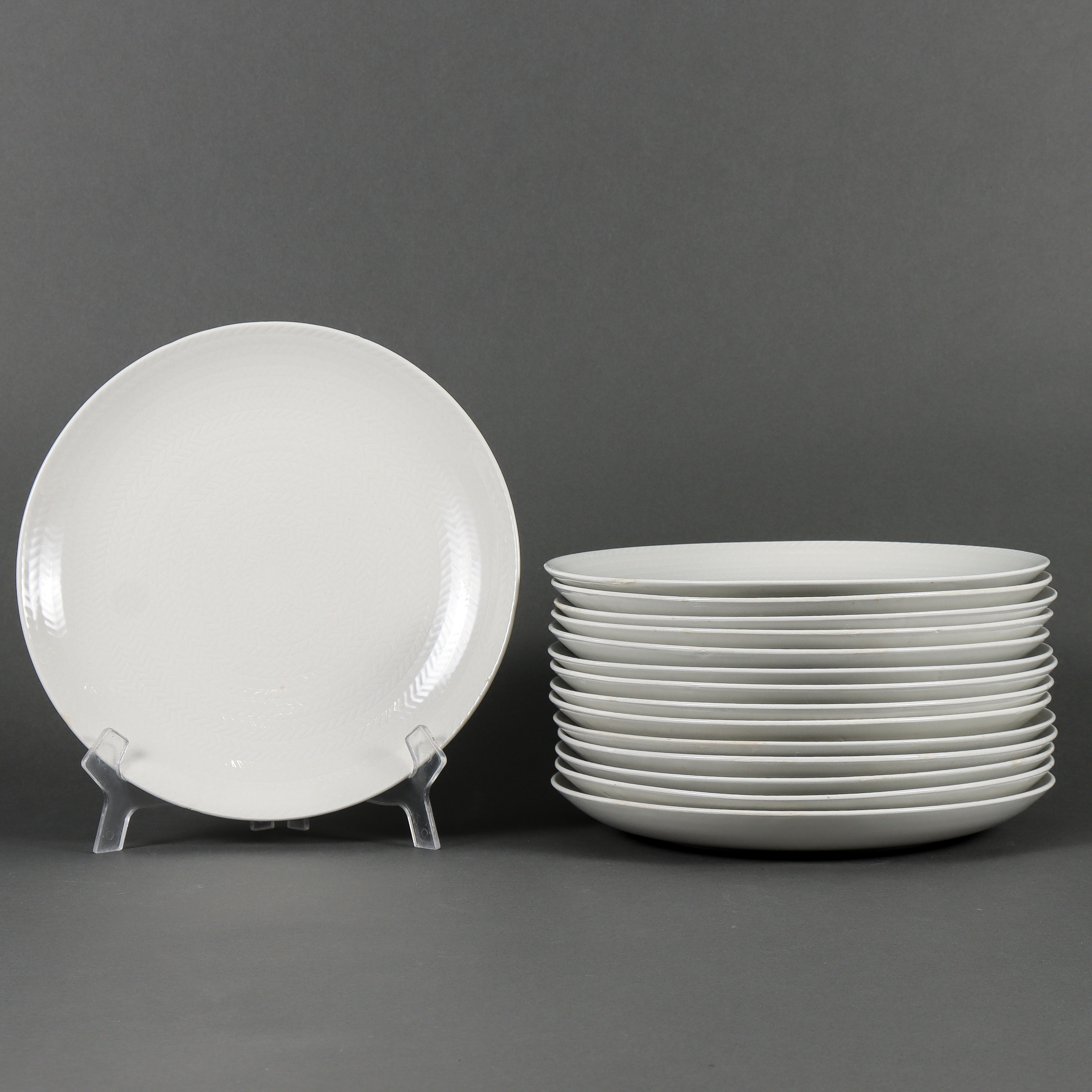 HERTHA BENGTSON. Tallrikar, 15 stycken, Rörstrand, Blå Eld.