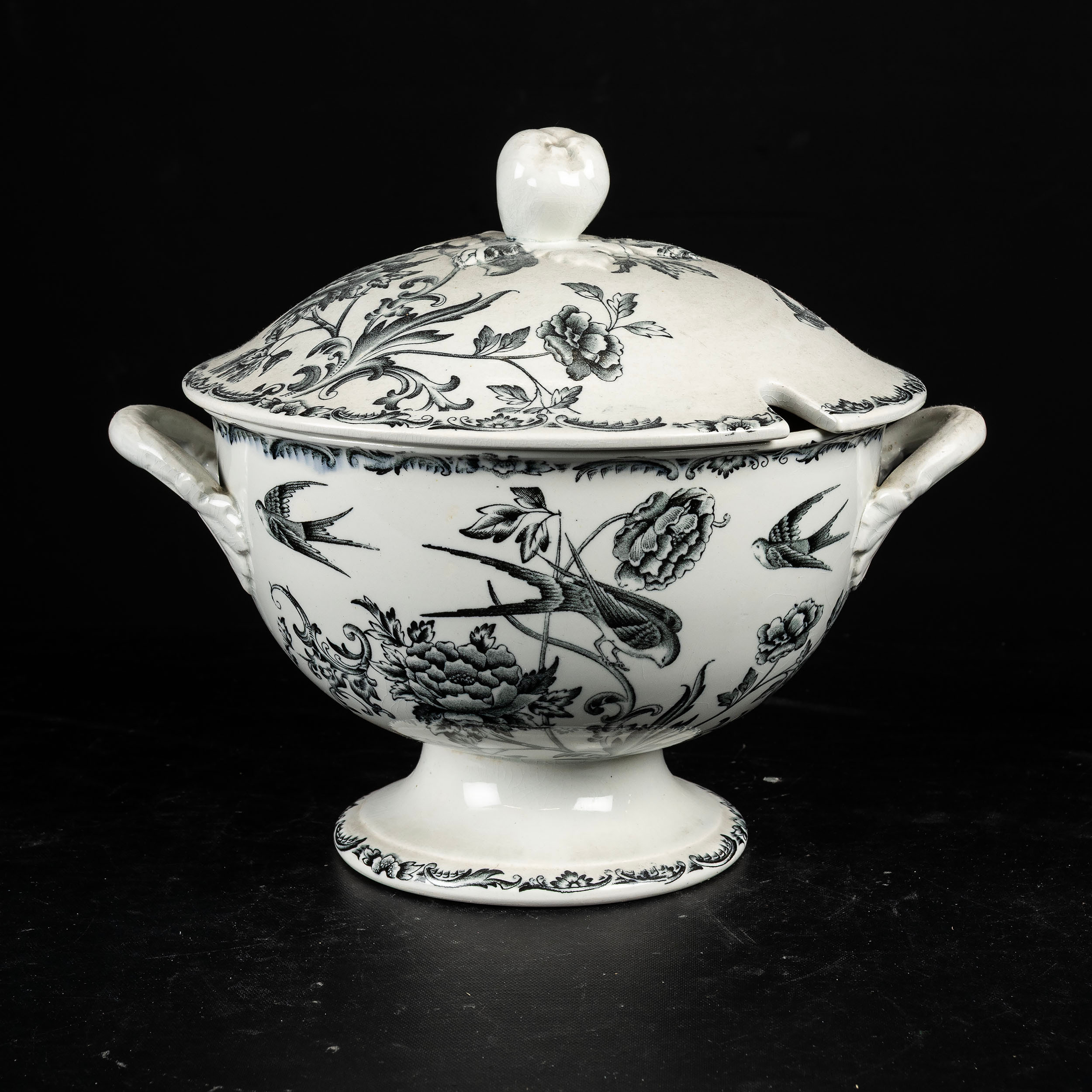 TERRIN, porslin, "Svala", Rörstrand. 18/1900-tal.