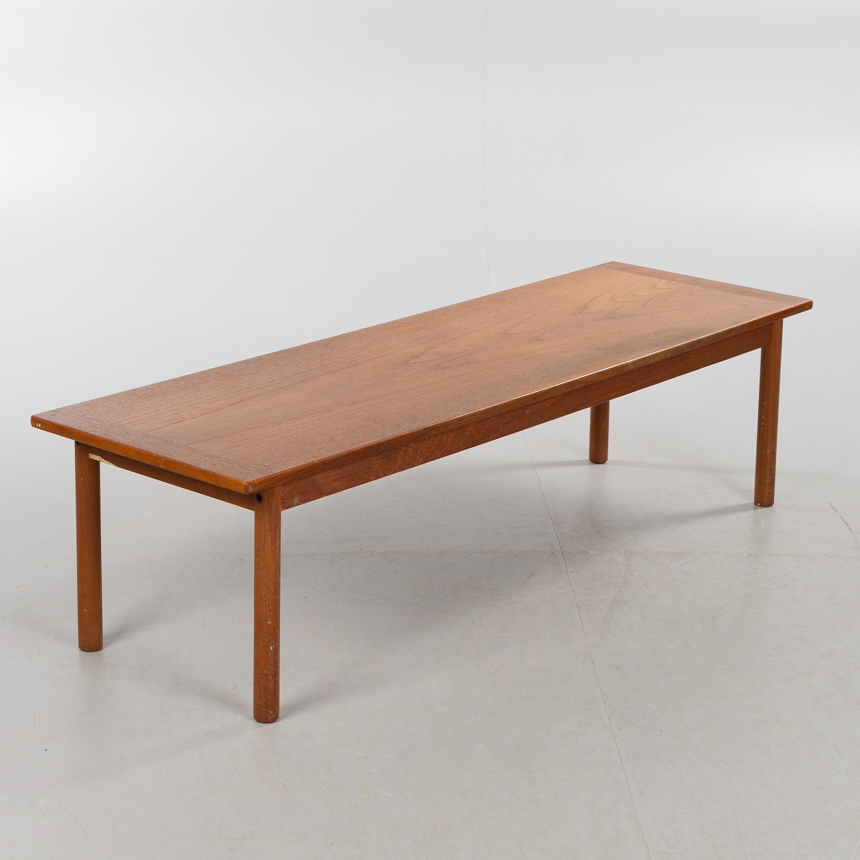 BORD, troligen Sverige, teakfanér, 1960-tal.