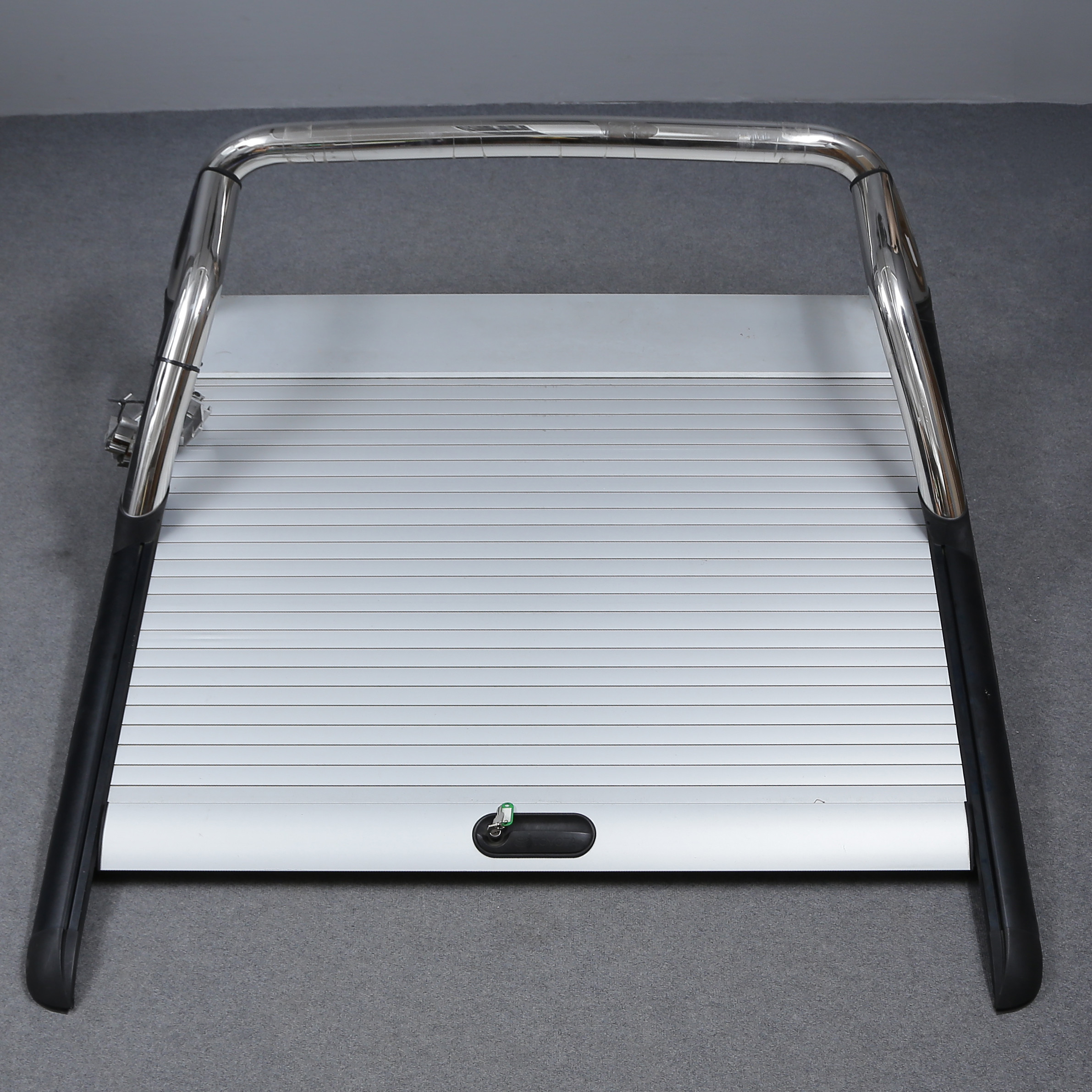 FLAKLOCK "ROLLTOP" MED BÅGE, TOYOTA HILUX DOUBLE CAB 2016-2020.