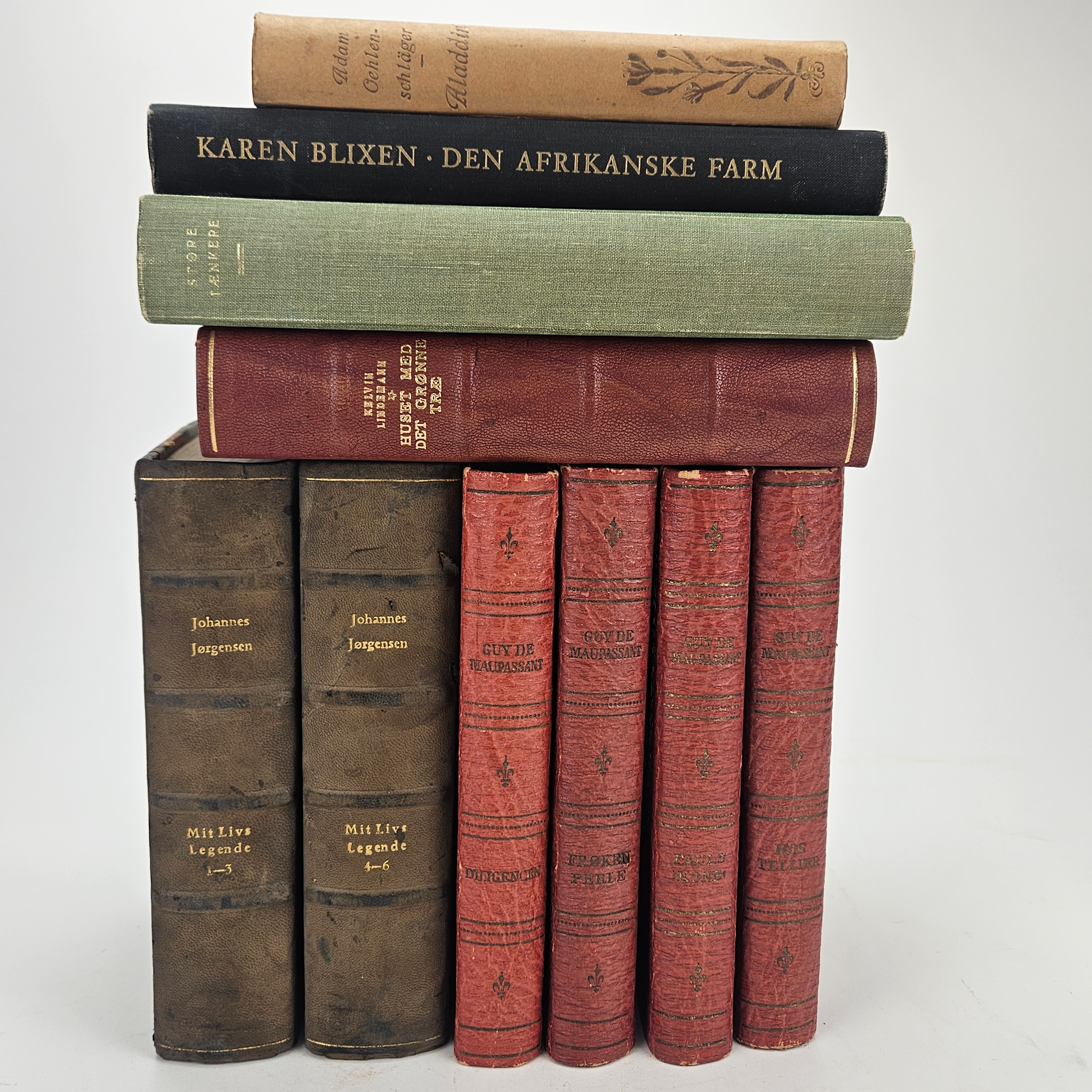 BÖCKER, 10 st, bland annat Guy De Maupassant, Johannes Jörgensen.