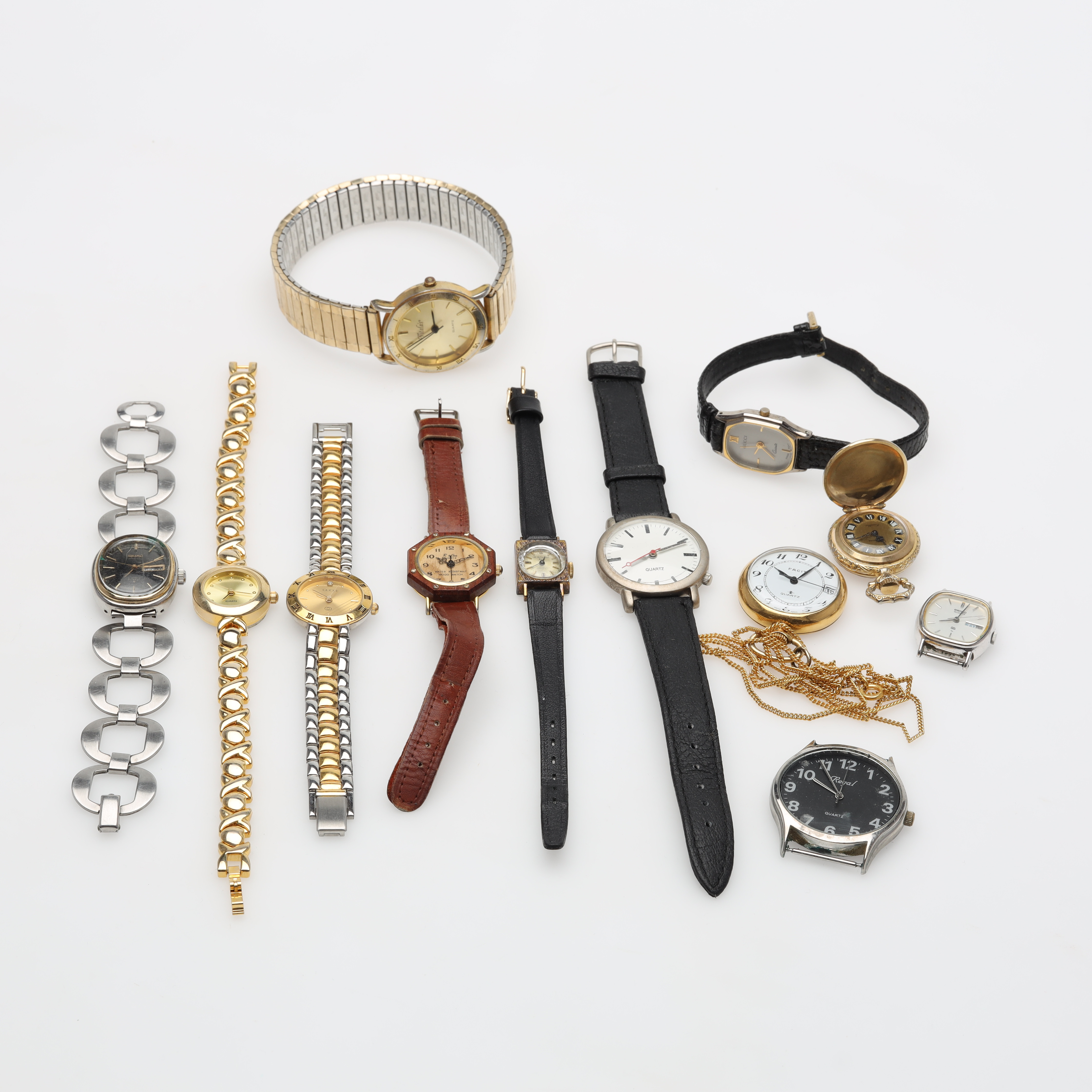 ARMBANDSUR 10 stycken och 2 FICKUR.