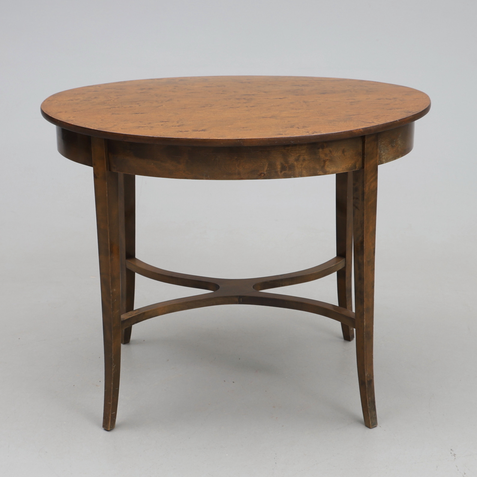 BORD, rotfanér, 1900-tal.