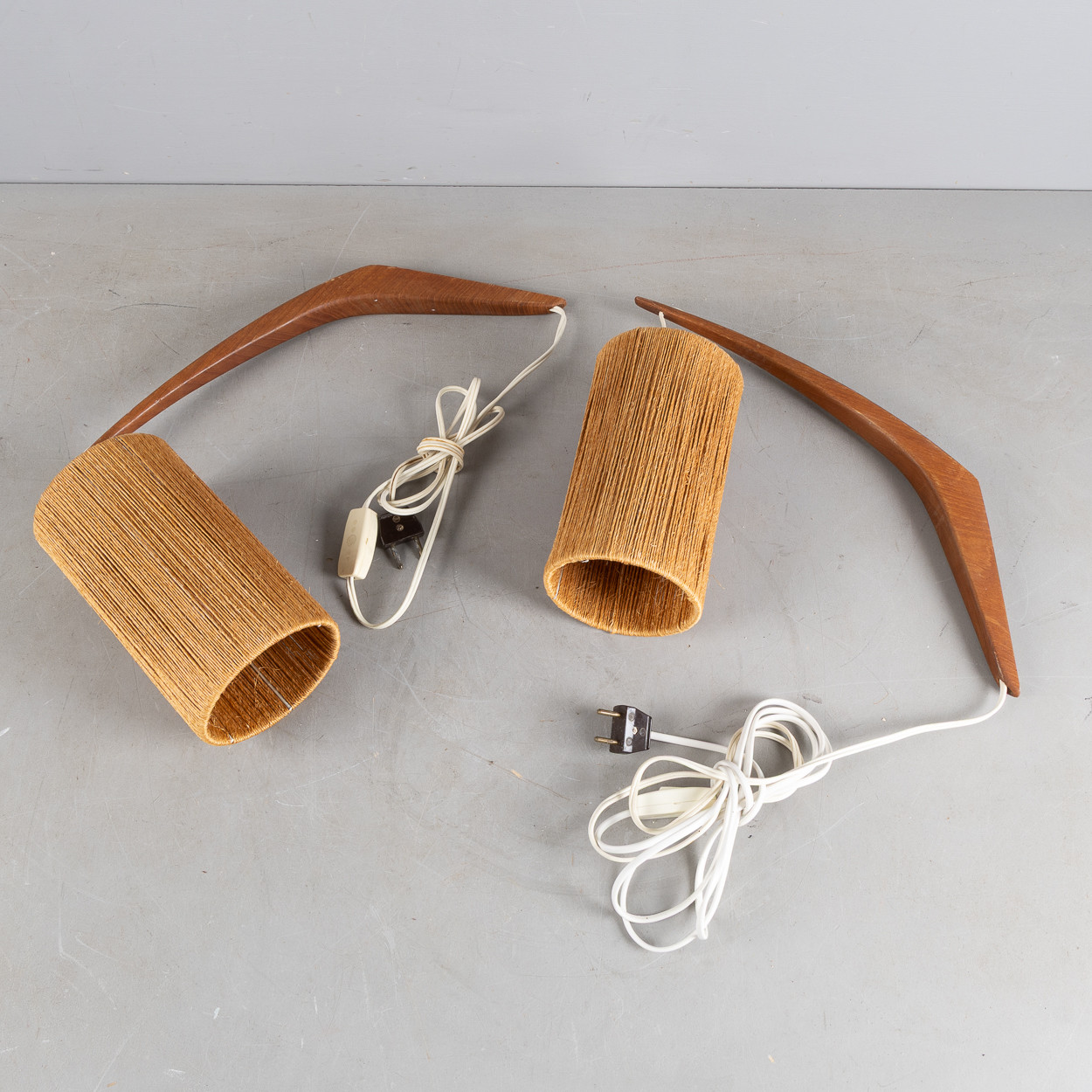 VÄGGLAMPOR, ett par, sannolikt Ib Fabiansen för Fog & Mørup, 1960-tal.