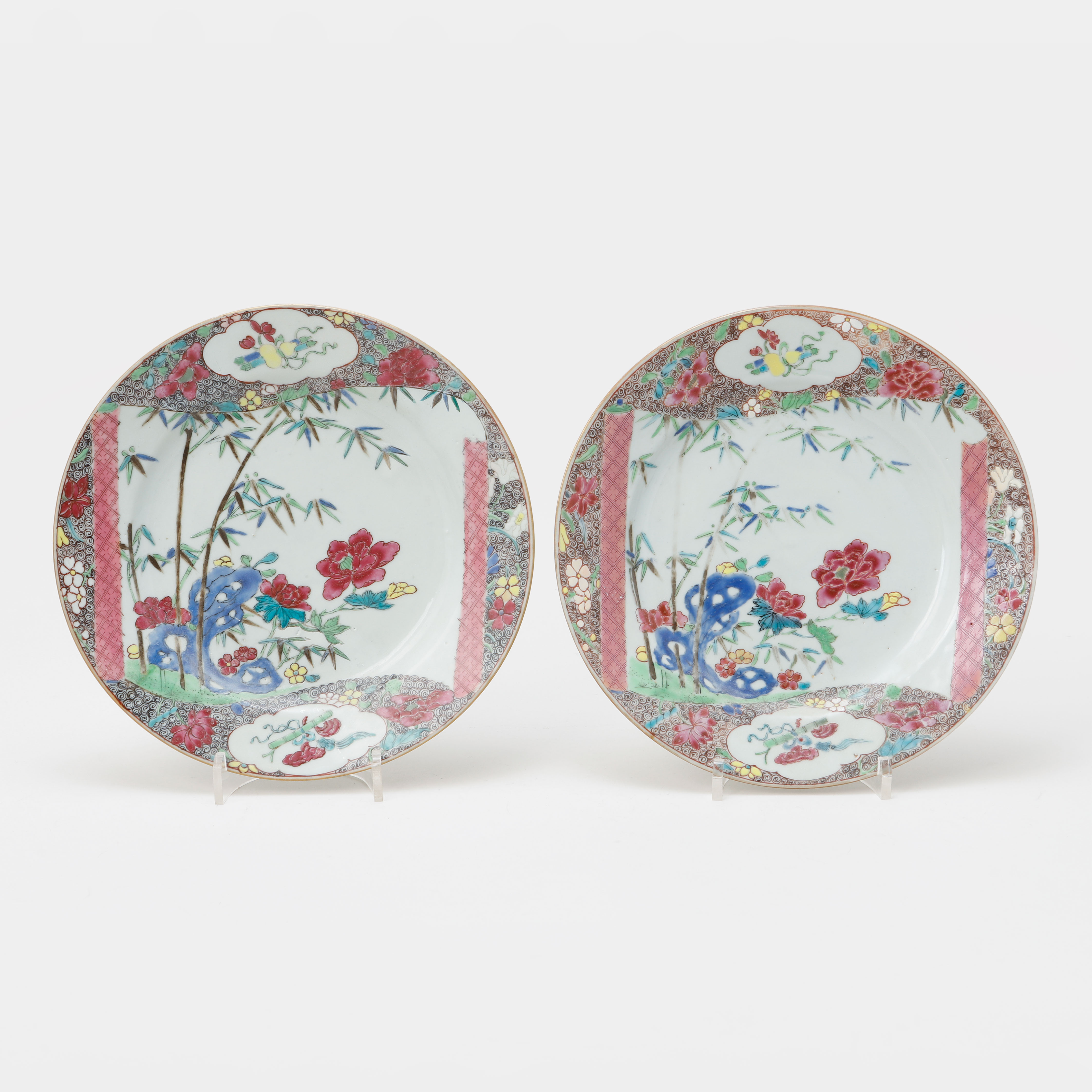 TALLRIKAR, ett par, porslin, Kina, 1700-tal.