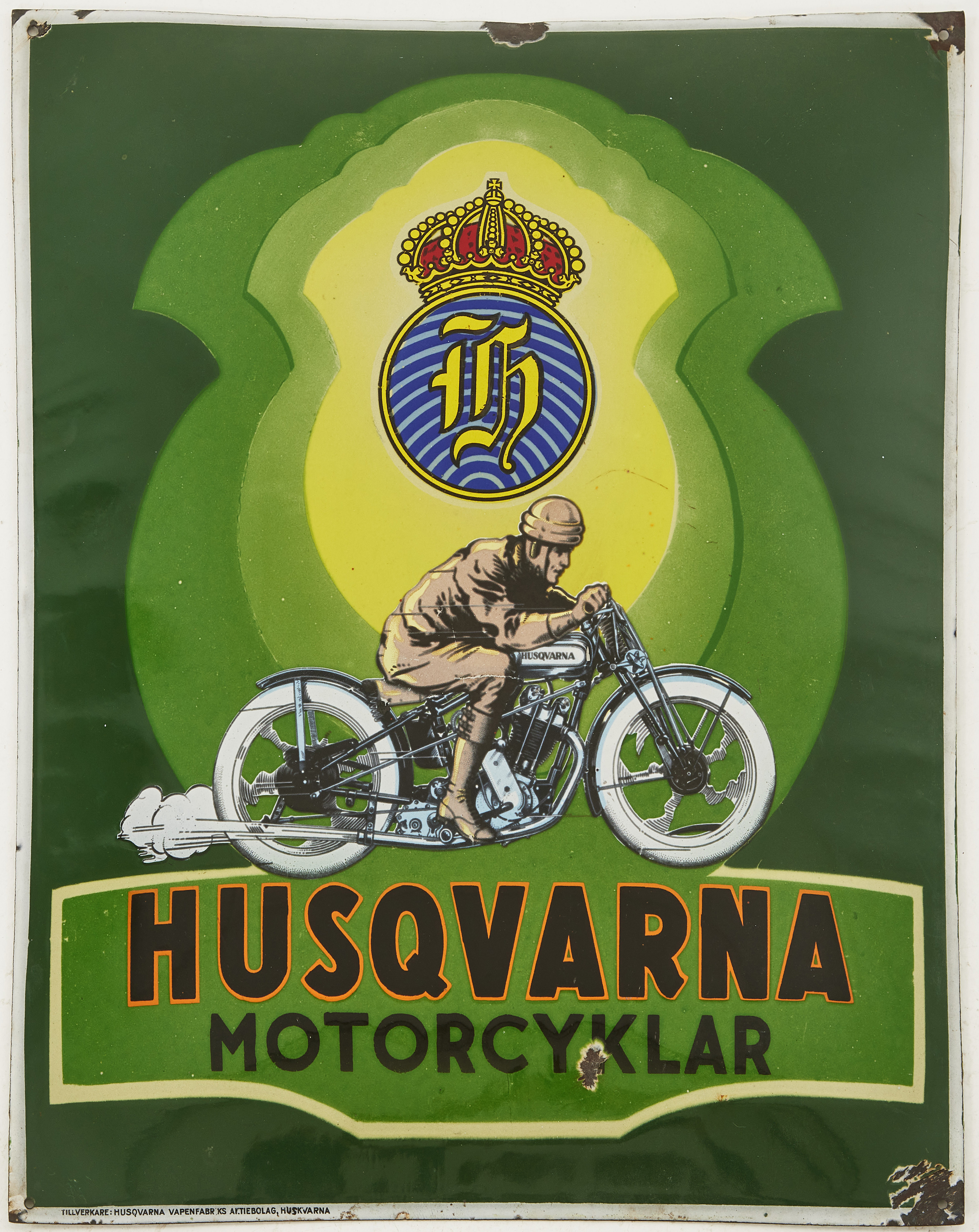 HUSQVARNA, "Husqvarna Motorcyklar", reklamskylt, emalj, visar den legendariske svenske mc-föraren Gunnar Kalén.