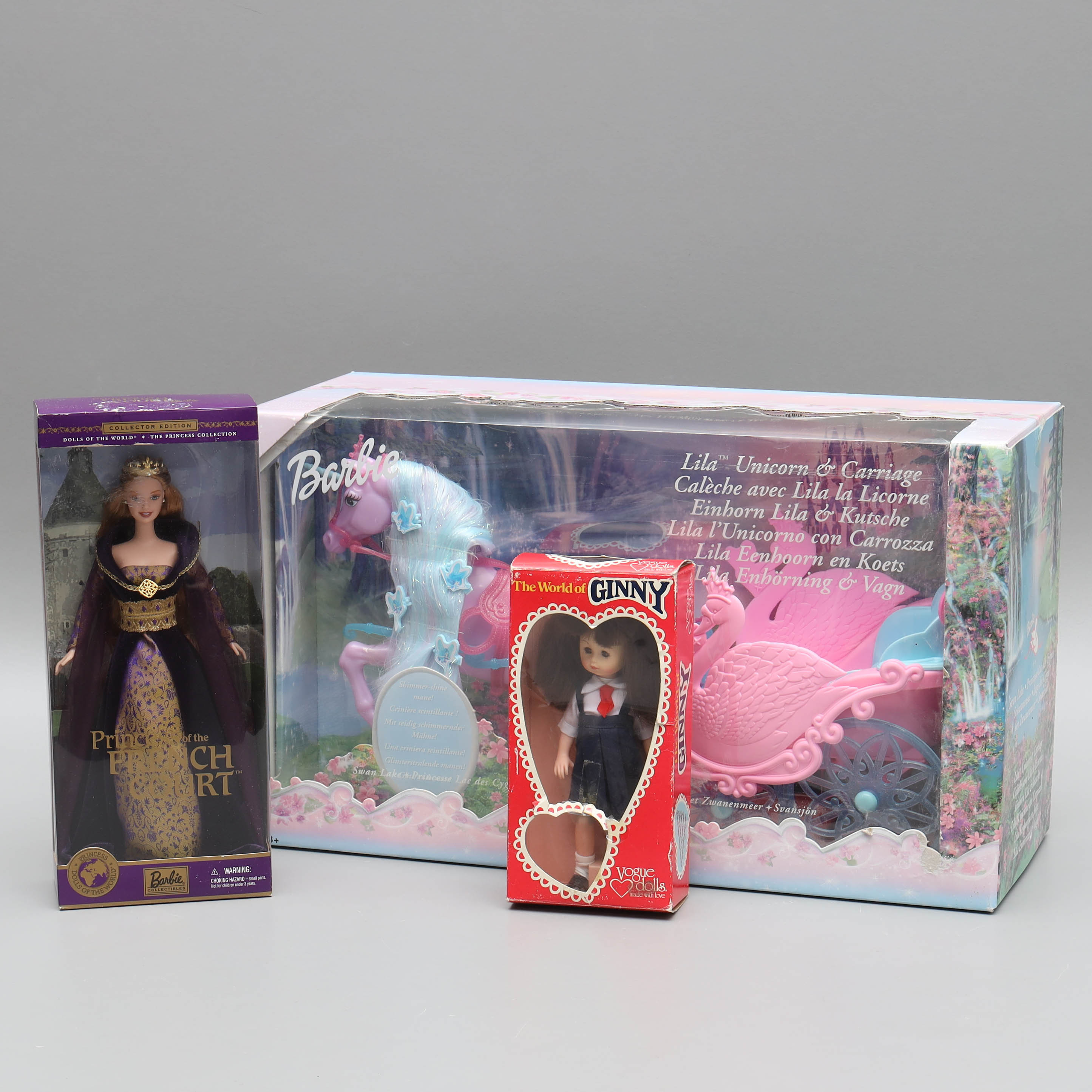 DOCKOR samt HÄST & VAGN, 3 delar, "Princess of the French Court", "Barbie Swan Lake" samt "The world of Ginny".