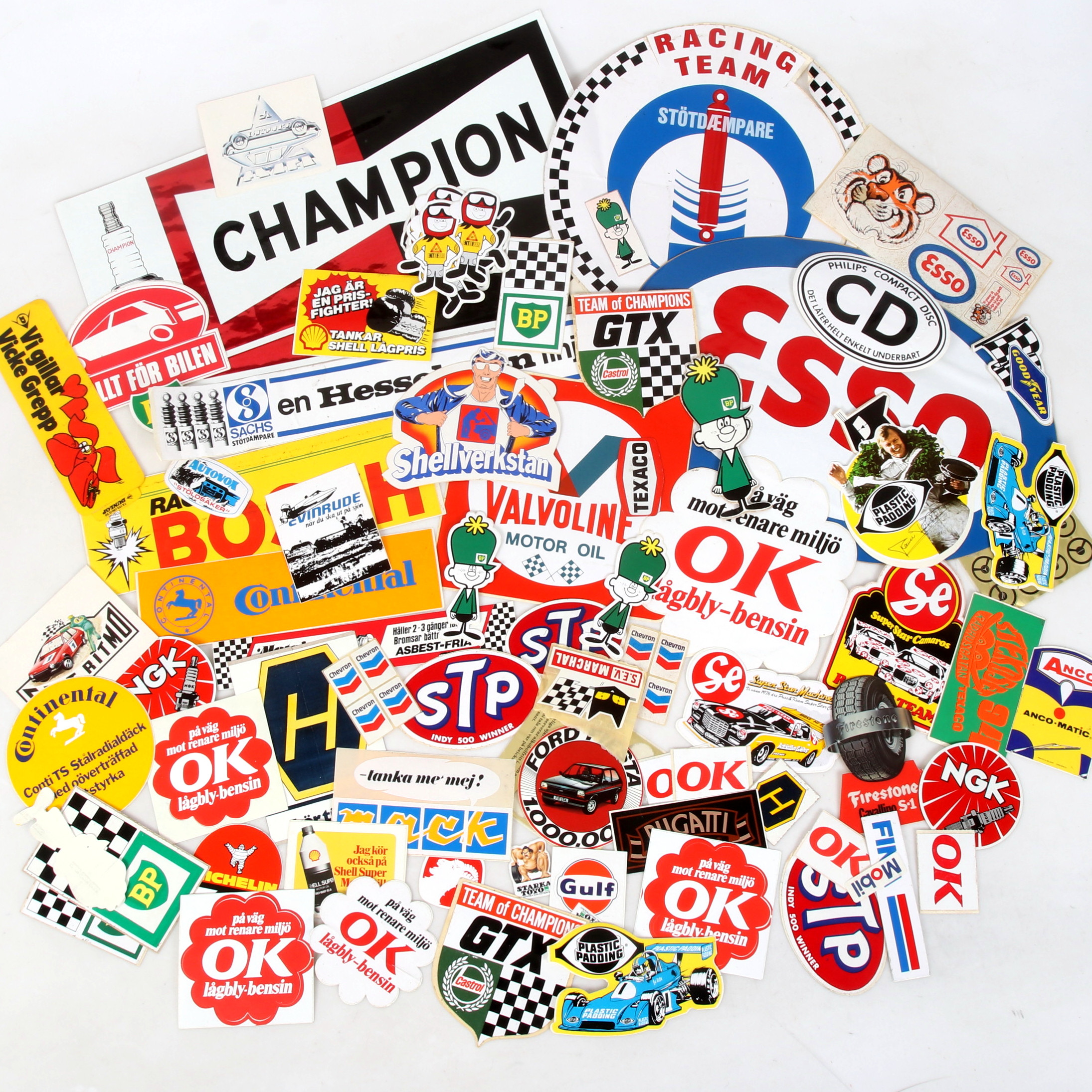 KLISTERMÄRKEN, BP, OK, STS, Plastic Padding, Esso, Castrol, Shell, mm. 1970/80-tal.
