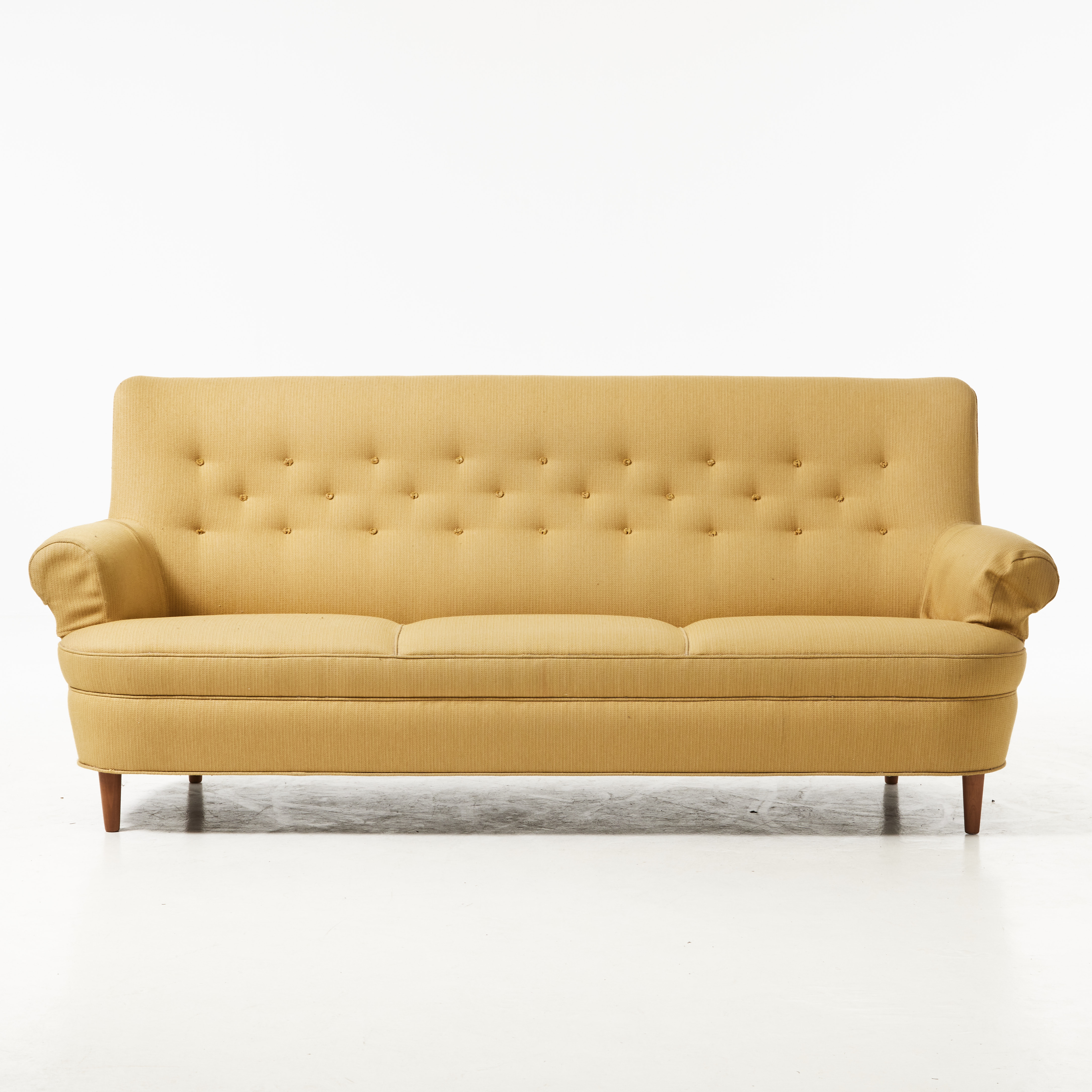 CARL MALMSTEN. "Hemmakväll", soffa, 3-sits, gul textilklädsel, brickmärkt, O.H. Sjögren.