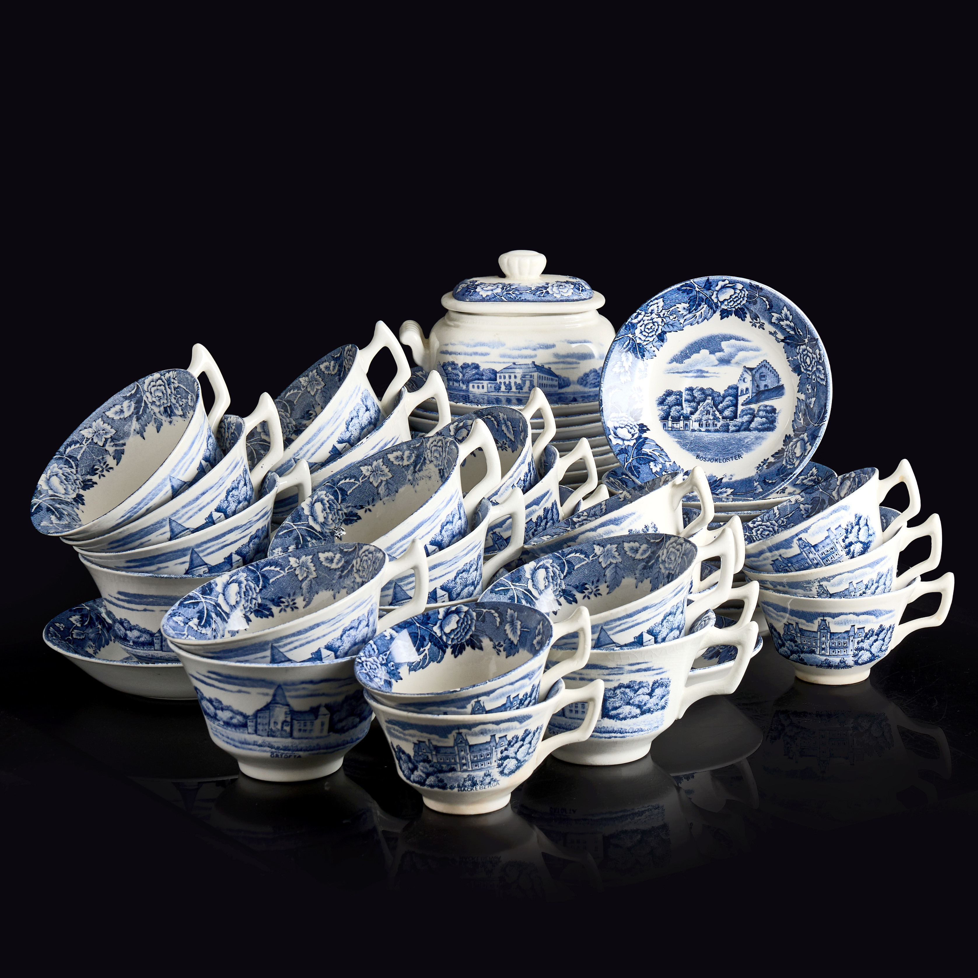 TE/KAFFESERVIS, 26 delar, "Skåne", Rörstrand, 1900-talets första hälft.