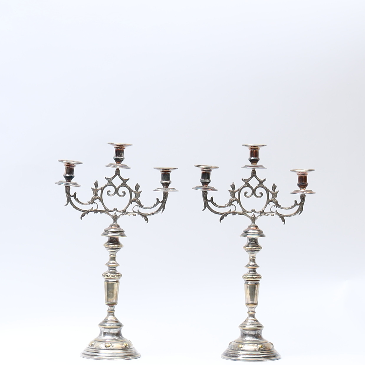 KANDELABRAR ETT PAR, 1800/1900-tal, Nysilver.