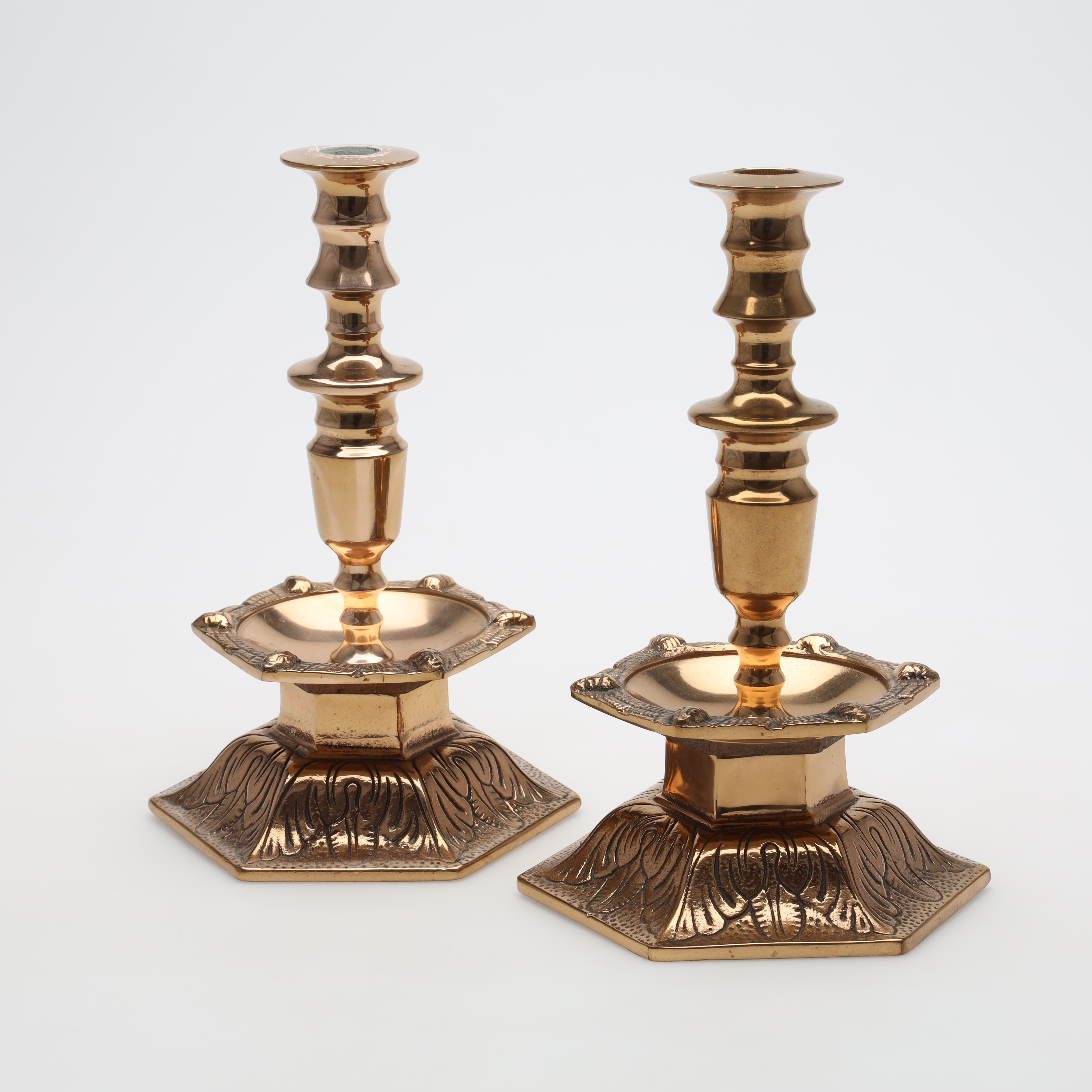 LJUSSTAKAR, ett par, barockstil. Malm, GMA-110, Sverige.