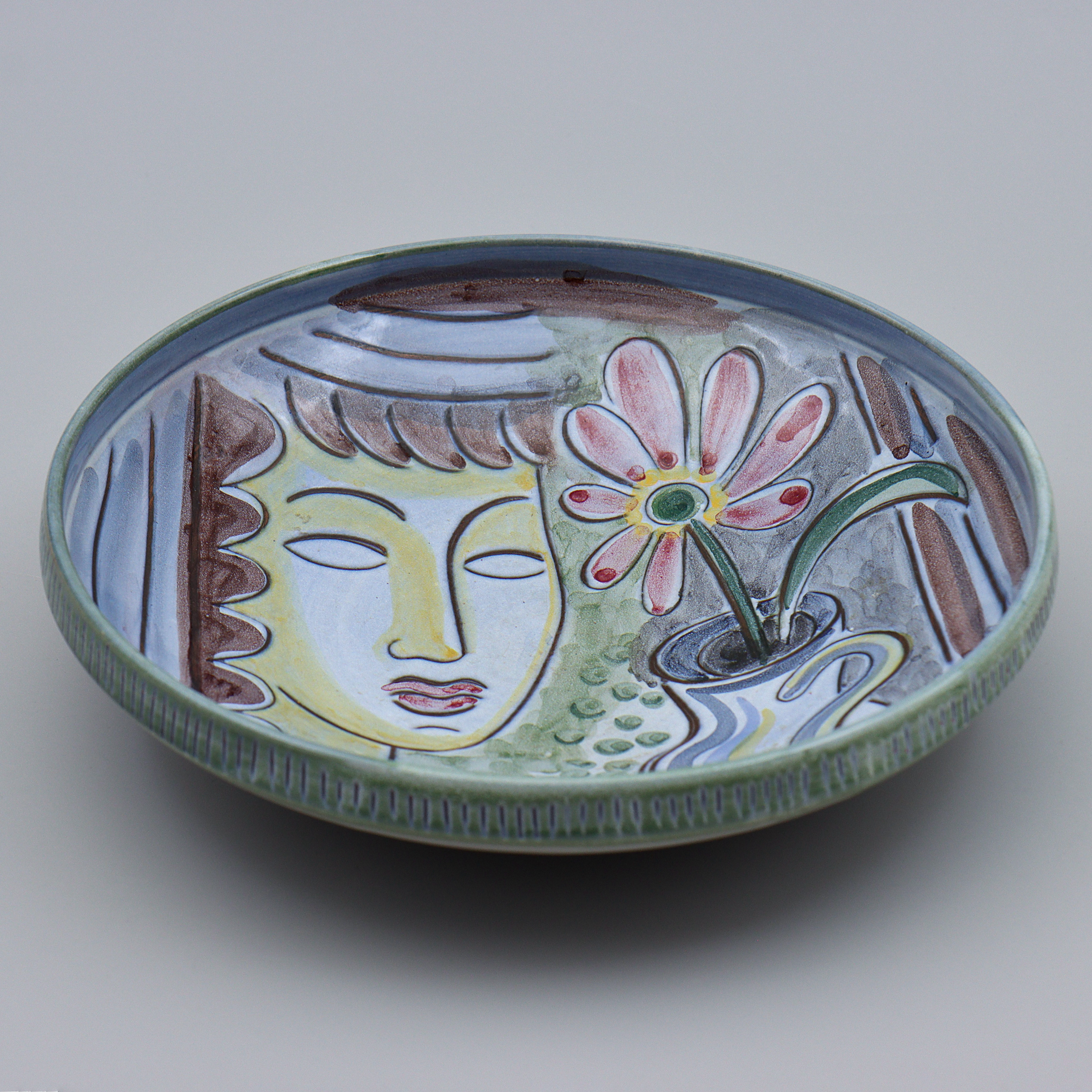 OLOF LARSSON, FAT "KVINNA" KERAMIK, LAHOLM, 1900-TAL.