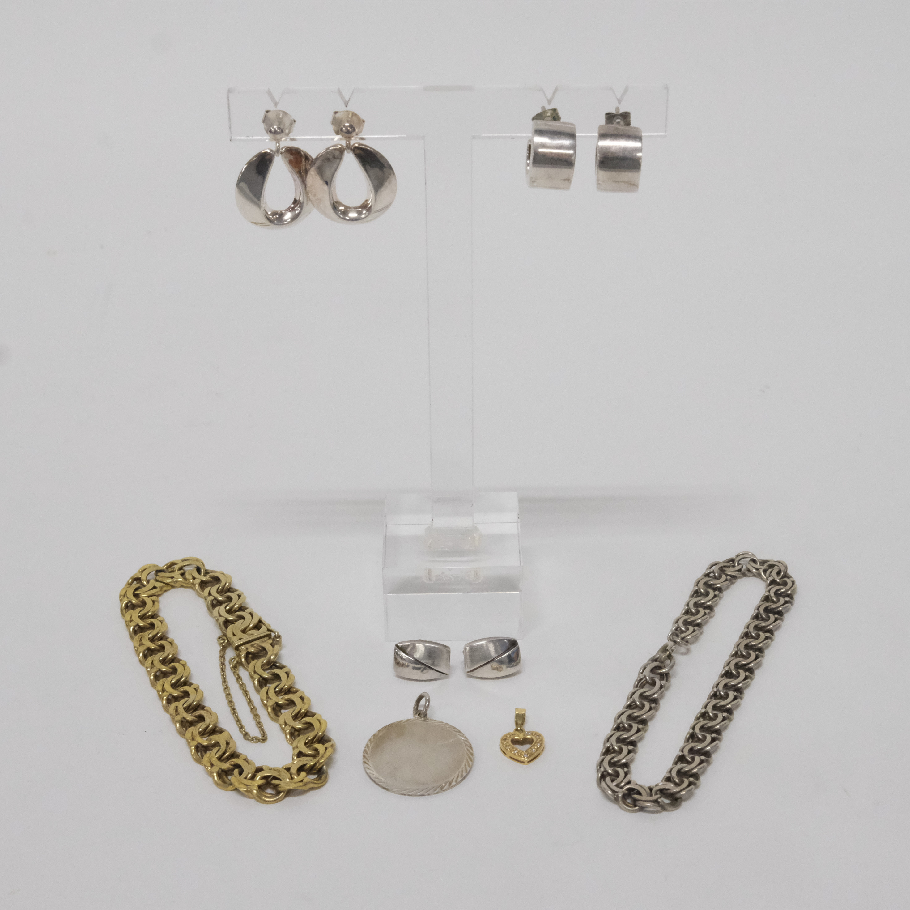 SMYCKEN, SILVER, 6 DELAR SAMT HÄNGE, 18K GULD.
