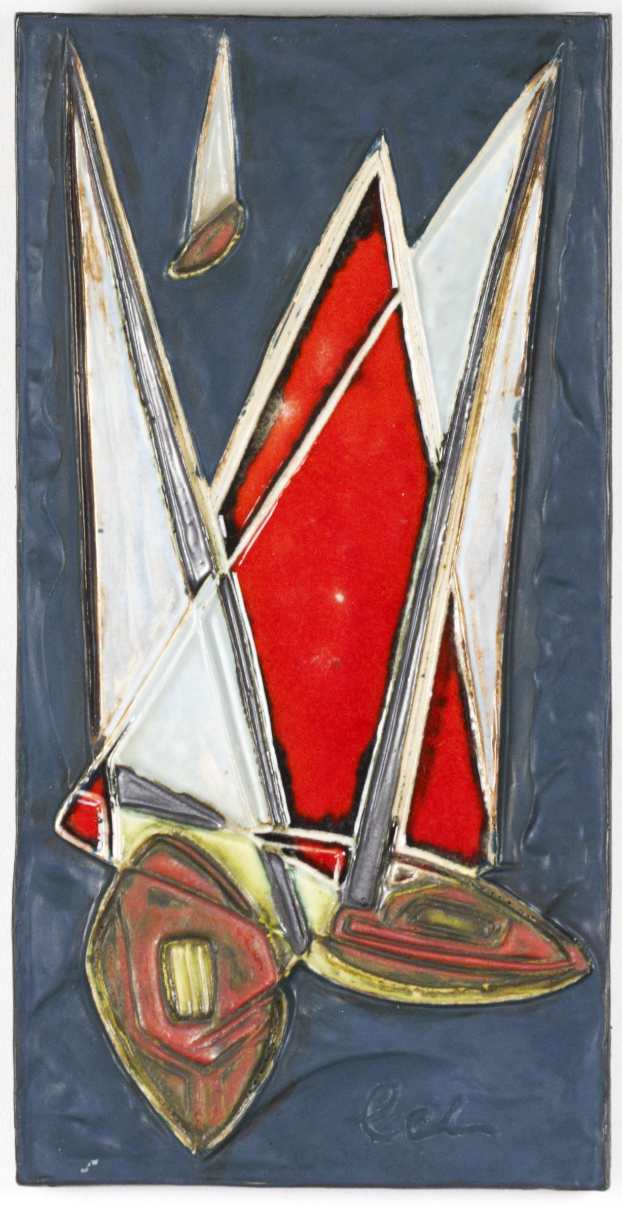 HEINO BREILMAN. Väggrelief, regatta, glaserat lergods, signerad, Tyskland.