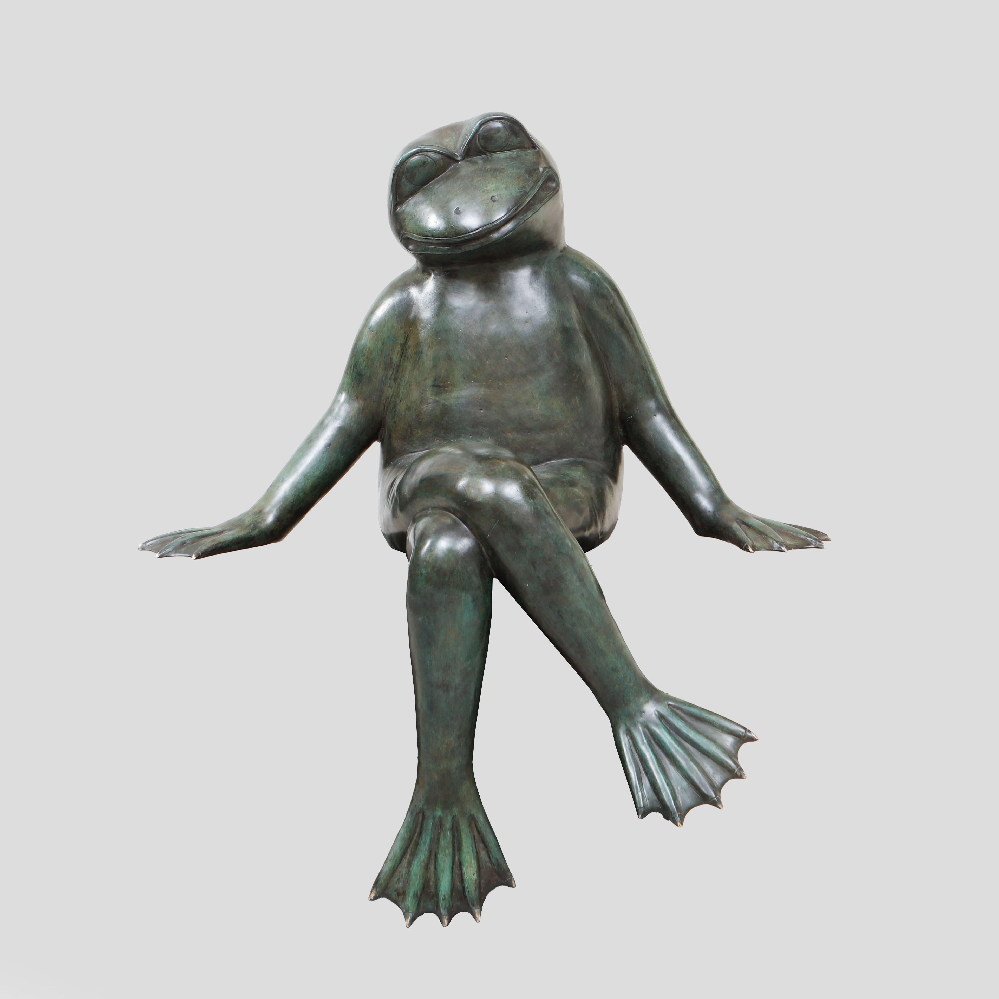 SKULPTUR, sittande groda, grönpatinerad brons, APG.