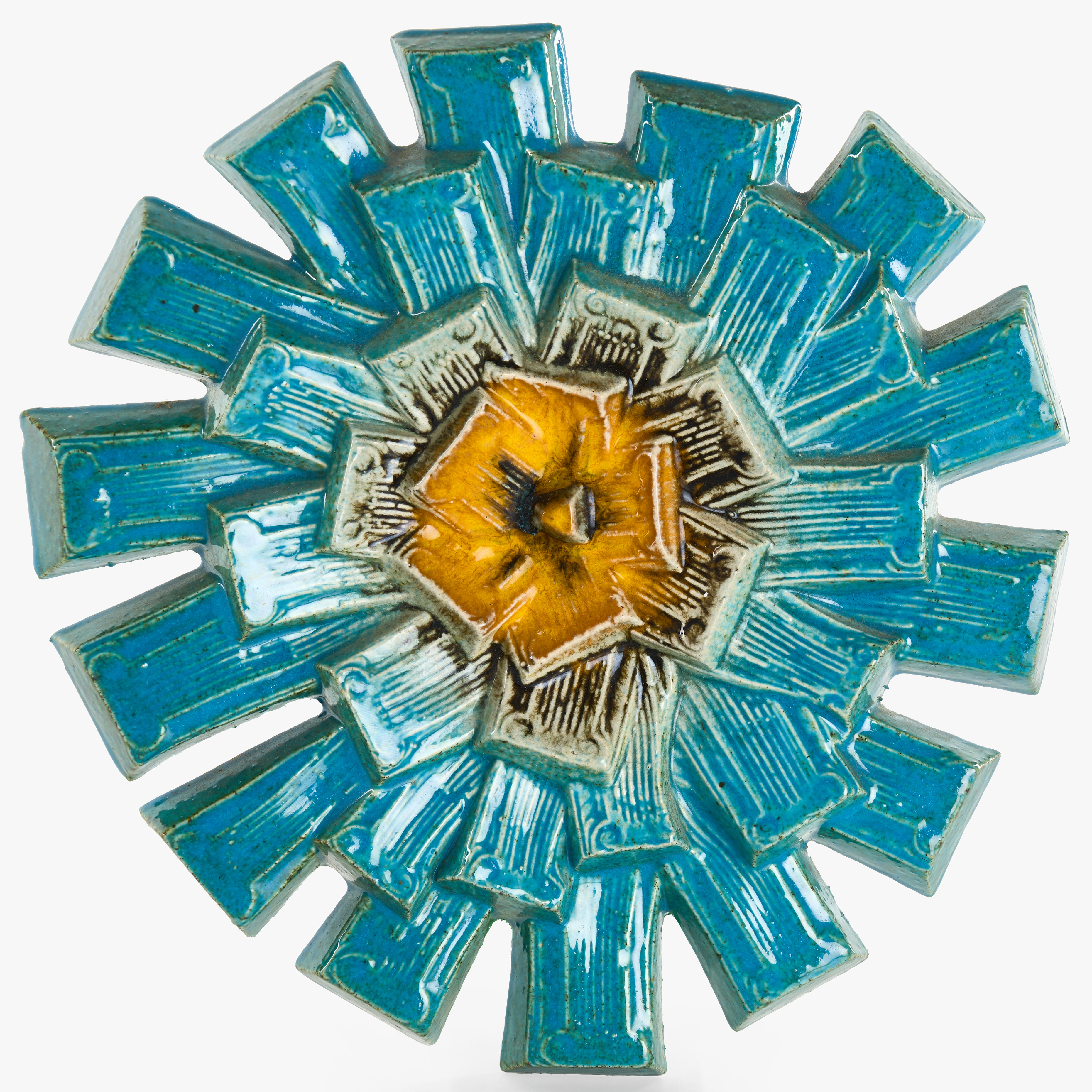 BENGT BERGLUND (FÖDD 1936). Väggrelief, glaserad keramik i form av blomma, Gustavsberg.