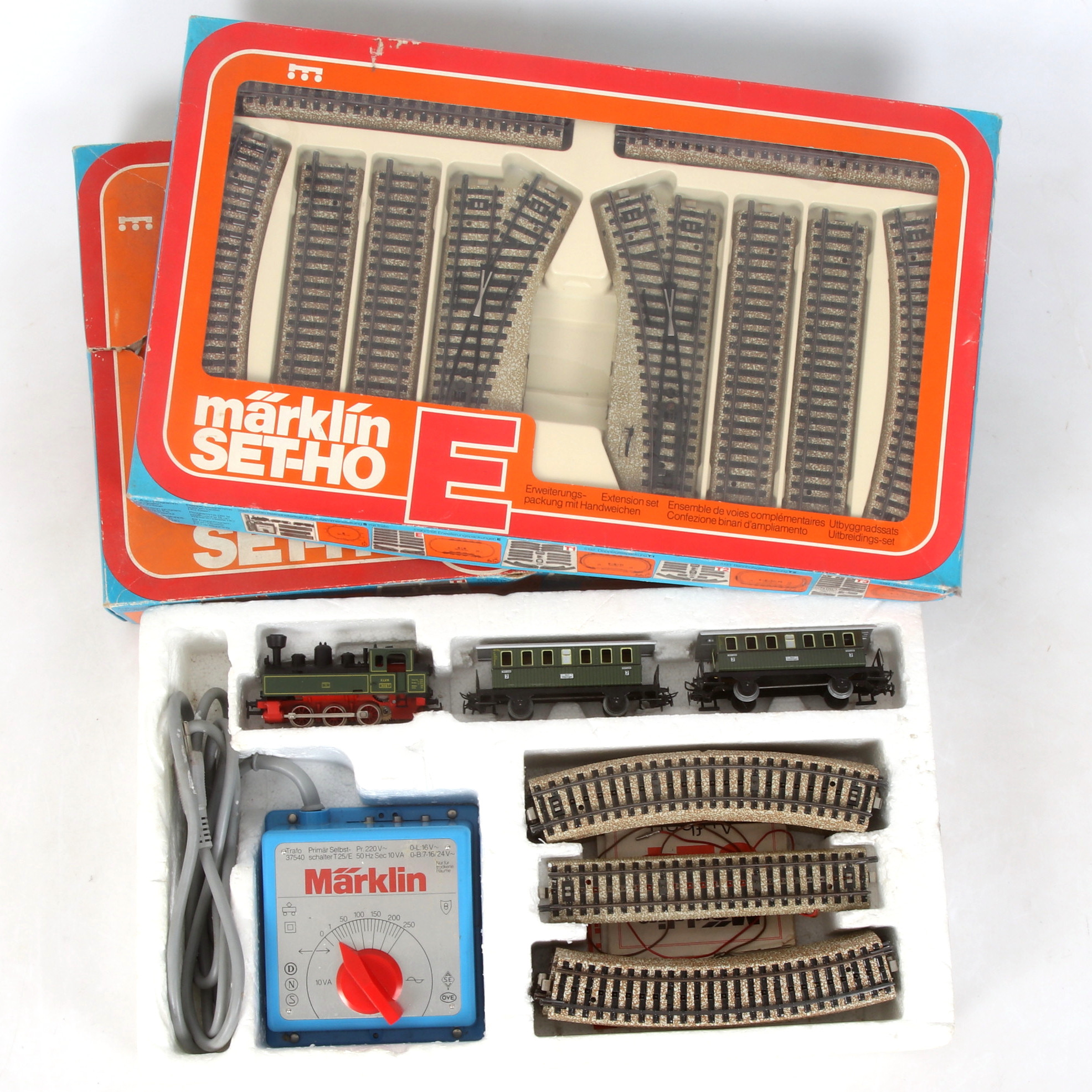 MÄRKLIN, 2 st set, nr. 2920 samt 5190, skala H0, Tyskland.