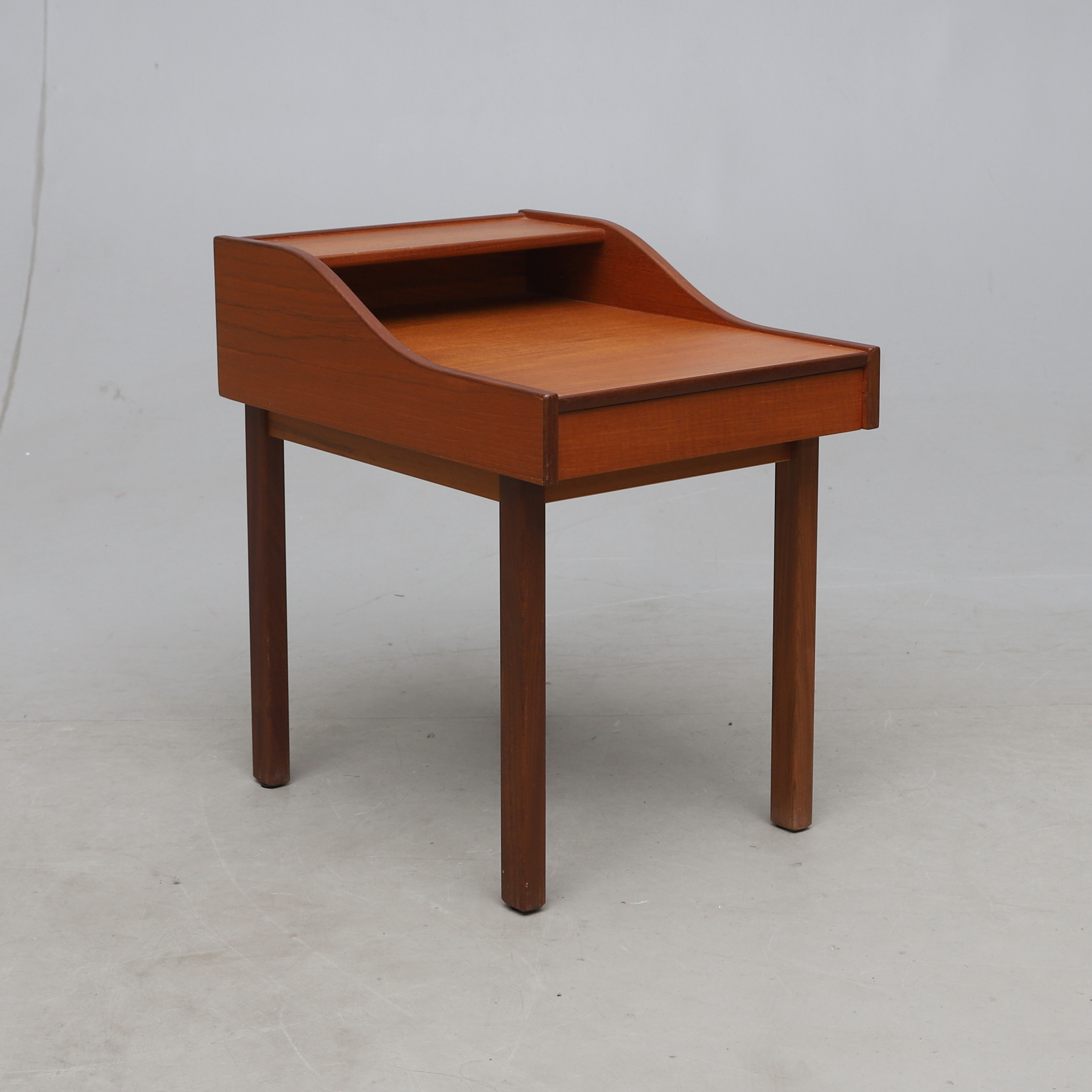 SÄNGBORD, teak, Sverige, omkring 1900-talets mitt.