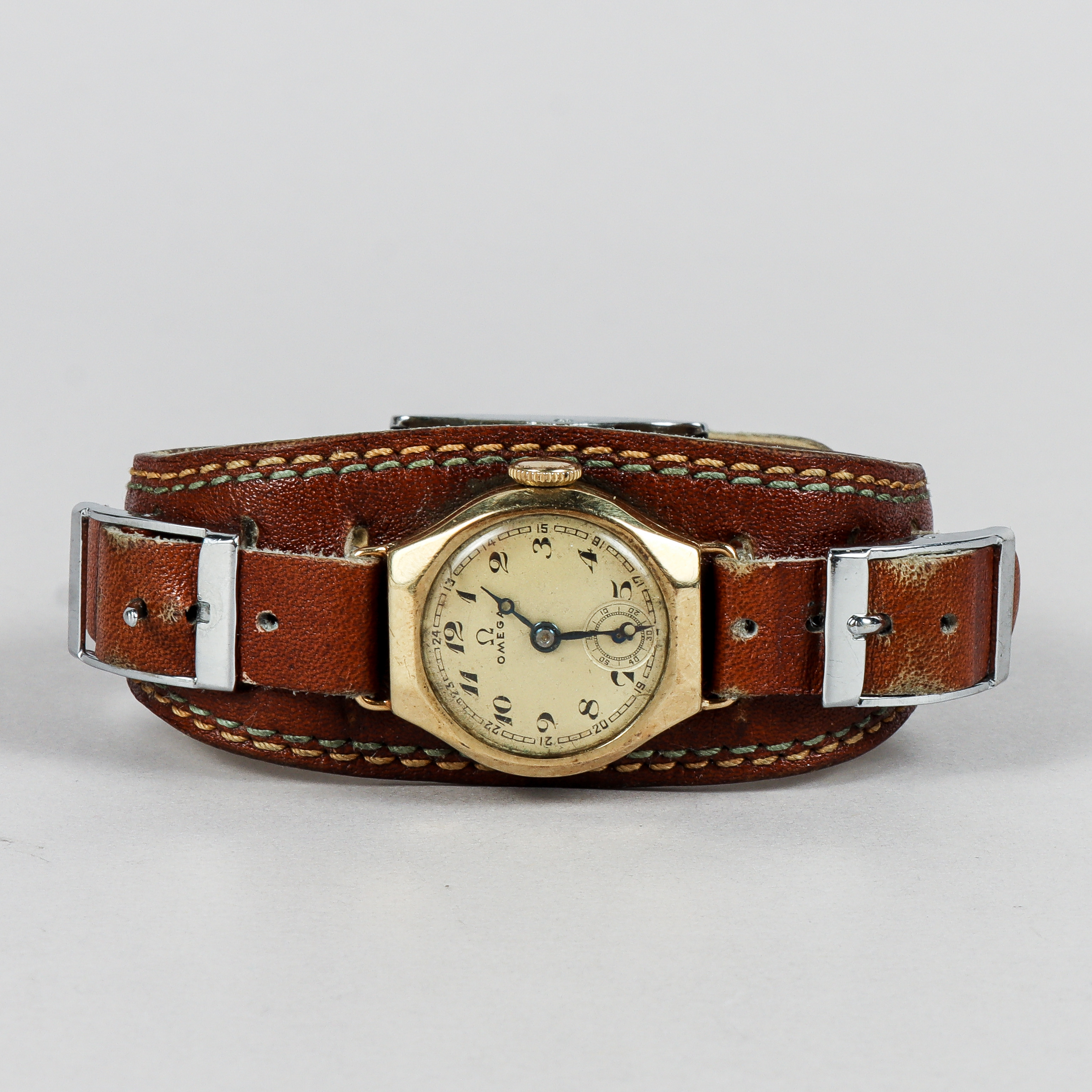 OMEGA damur, boett i 14k guld, manuell, 1900-talets mitt.