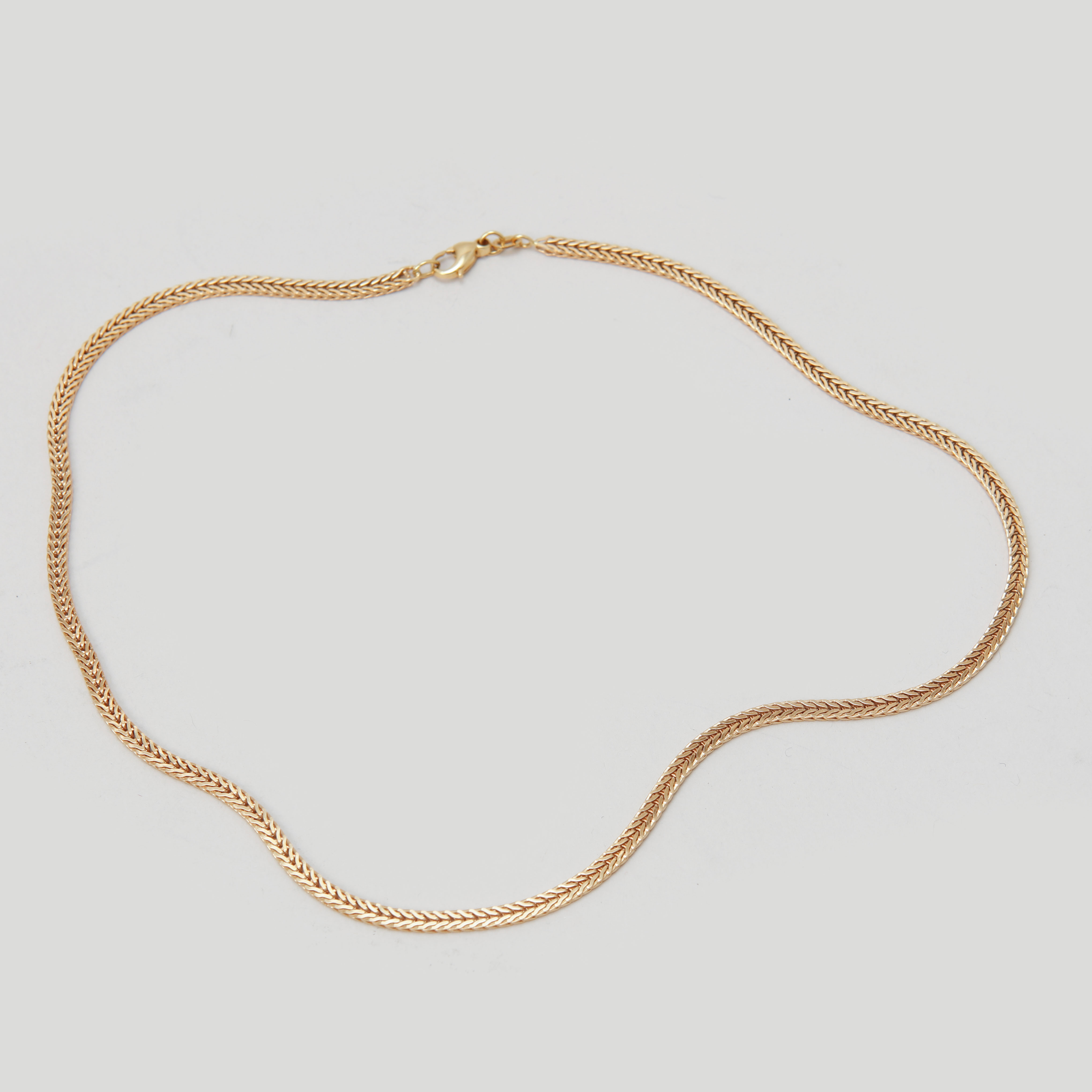 COLLIER, 18k guld. Vikt ca 12,2 g.