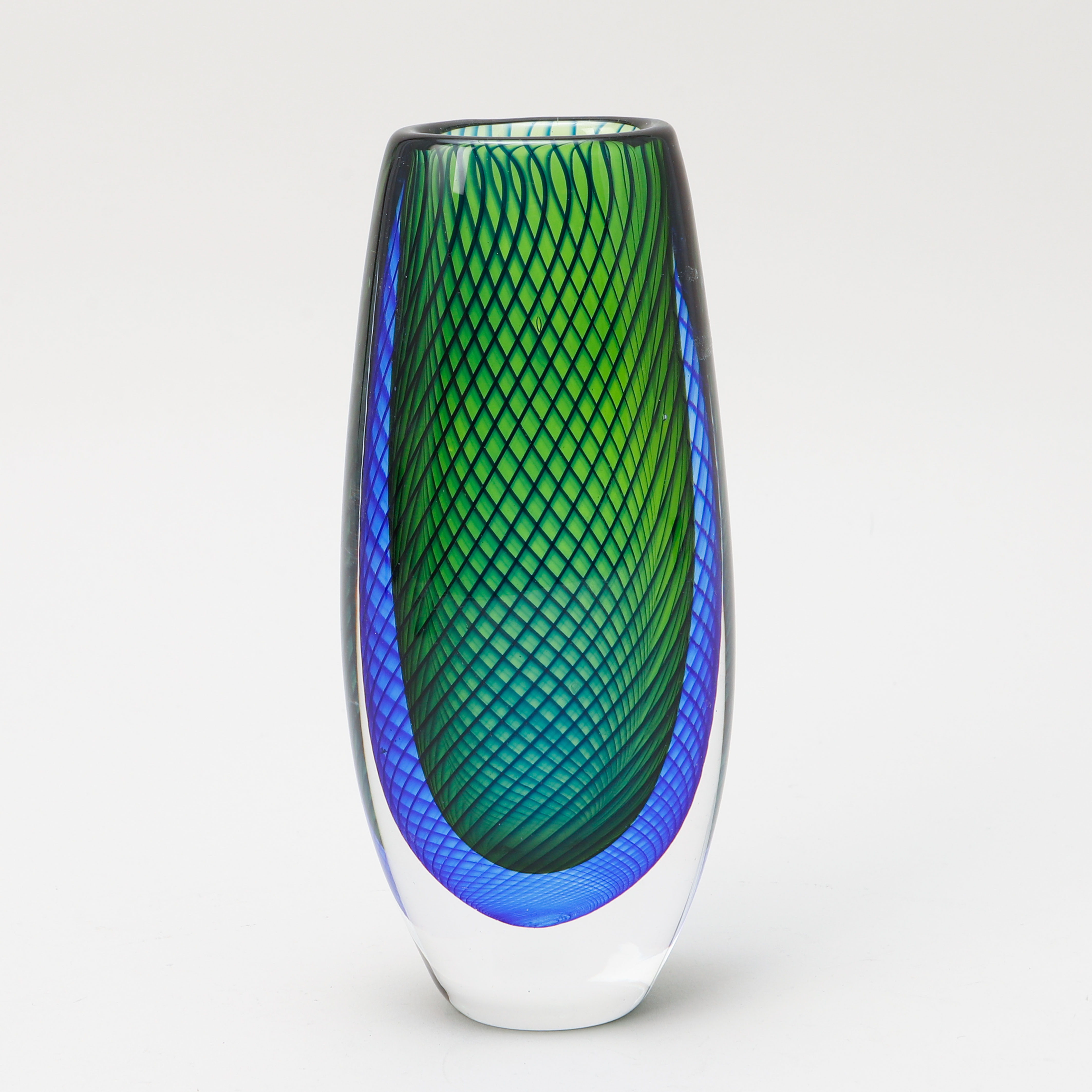 VICKE LINDSTRAND. Vas, glas, Kosta, No. 1590.